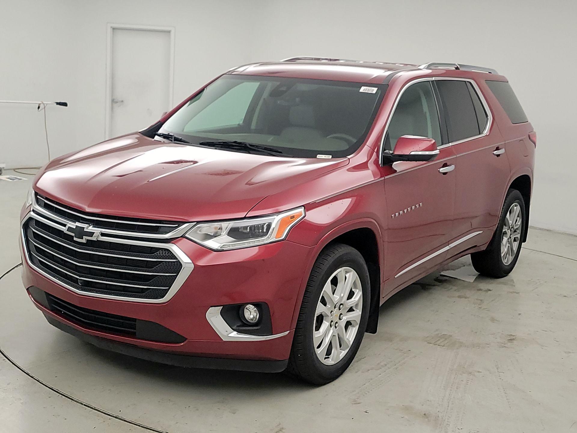 Thumbnail: 2020 Chevrolet Traverse - 3