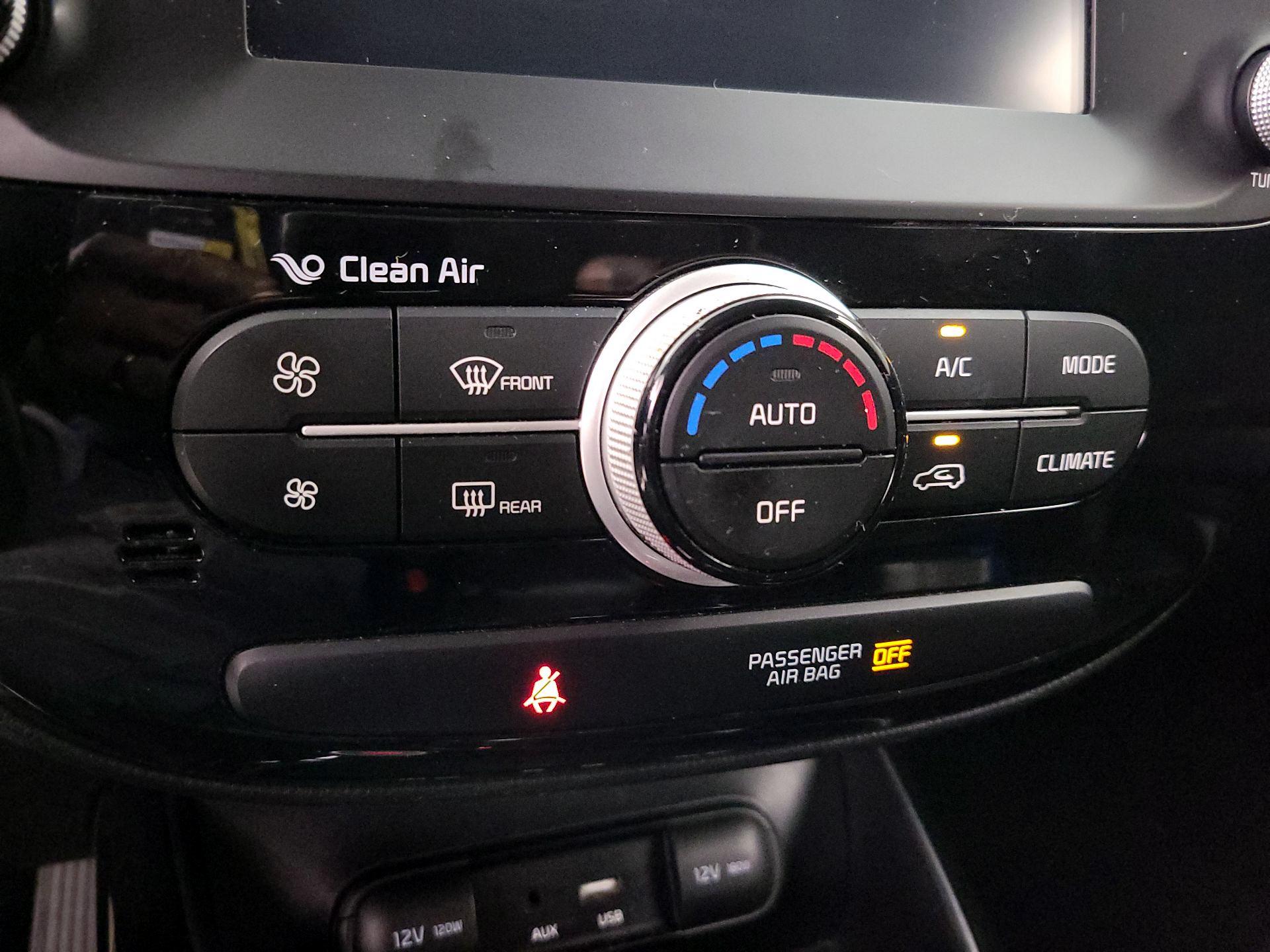 Thumbnail: 2019 Kia Soul - 14