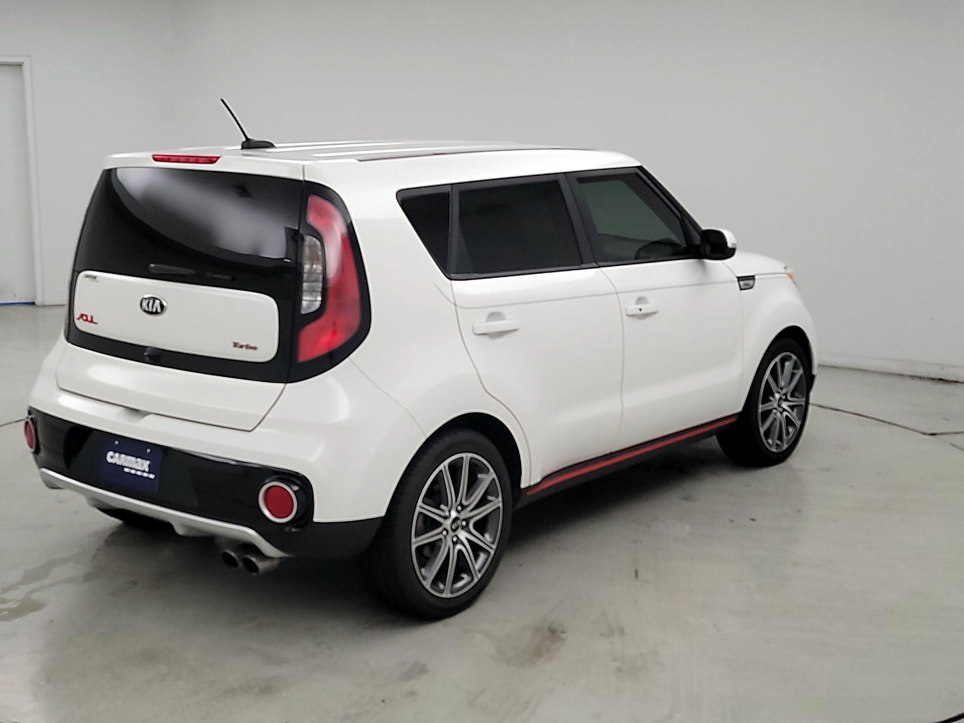 Thumbnail: 2019 Kia Soul - 5