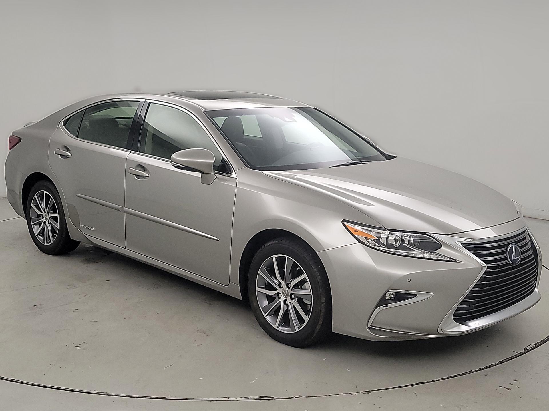 Thumbnail: 2016 Lexus ES - 1
