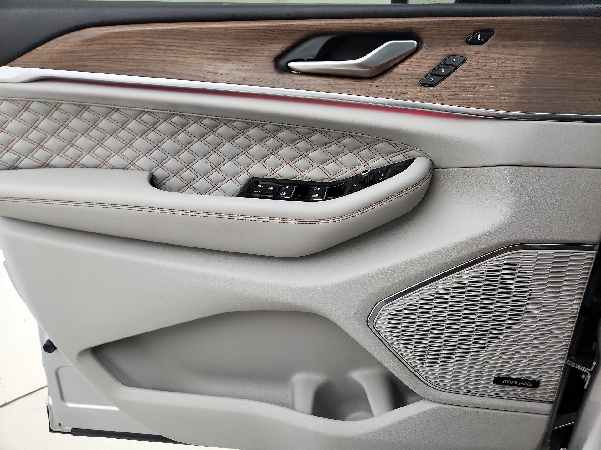 Thumbnail: 2022 Jeep Grand Cherokee L - 12