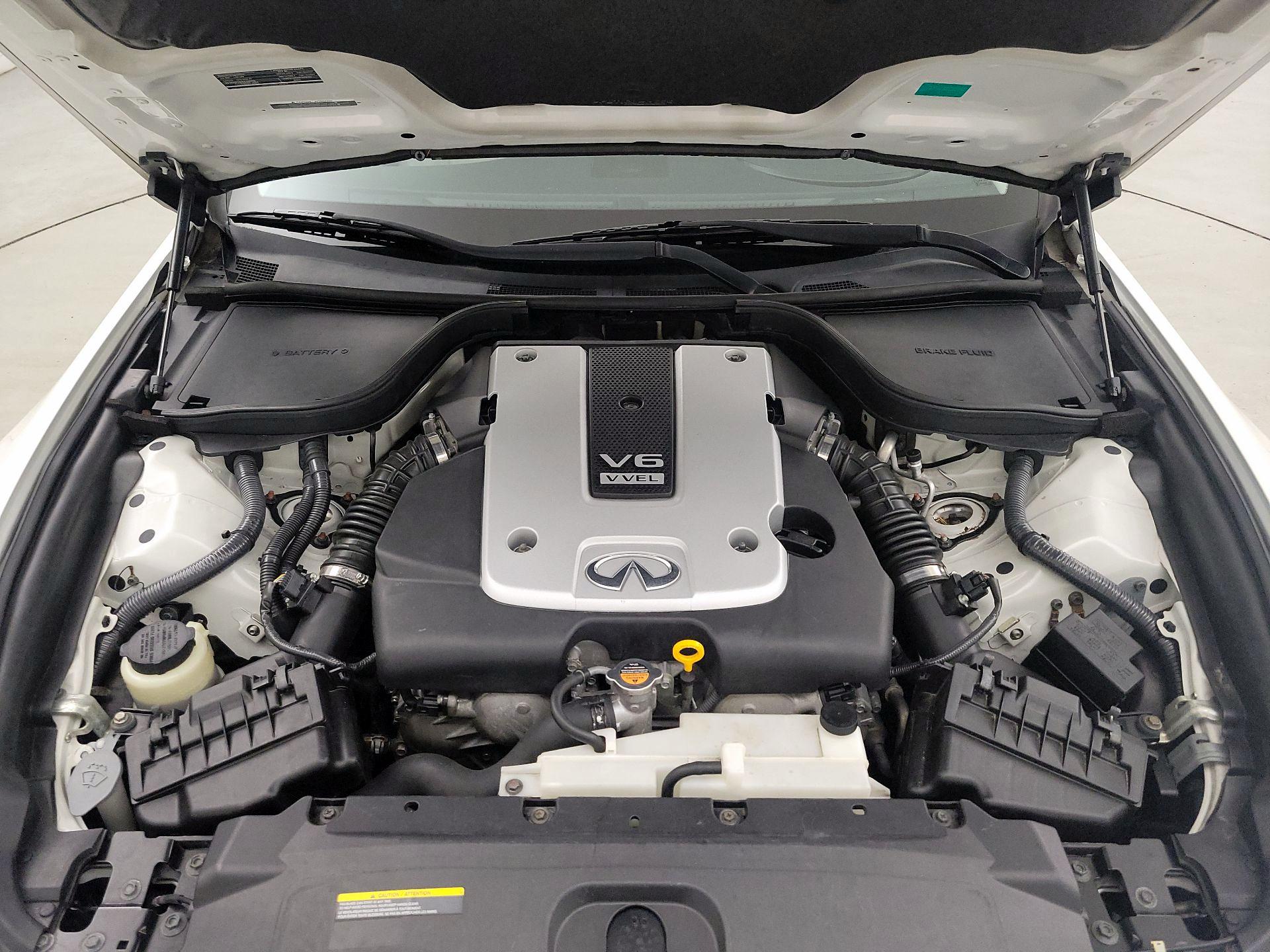 Thumbnail: 2014 INFINITI Q60 - 18