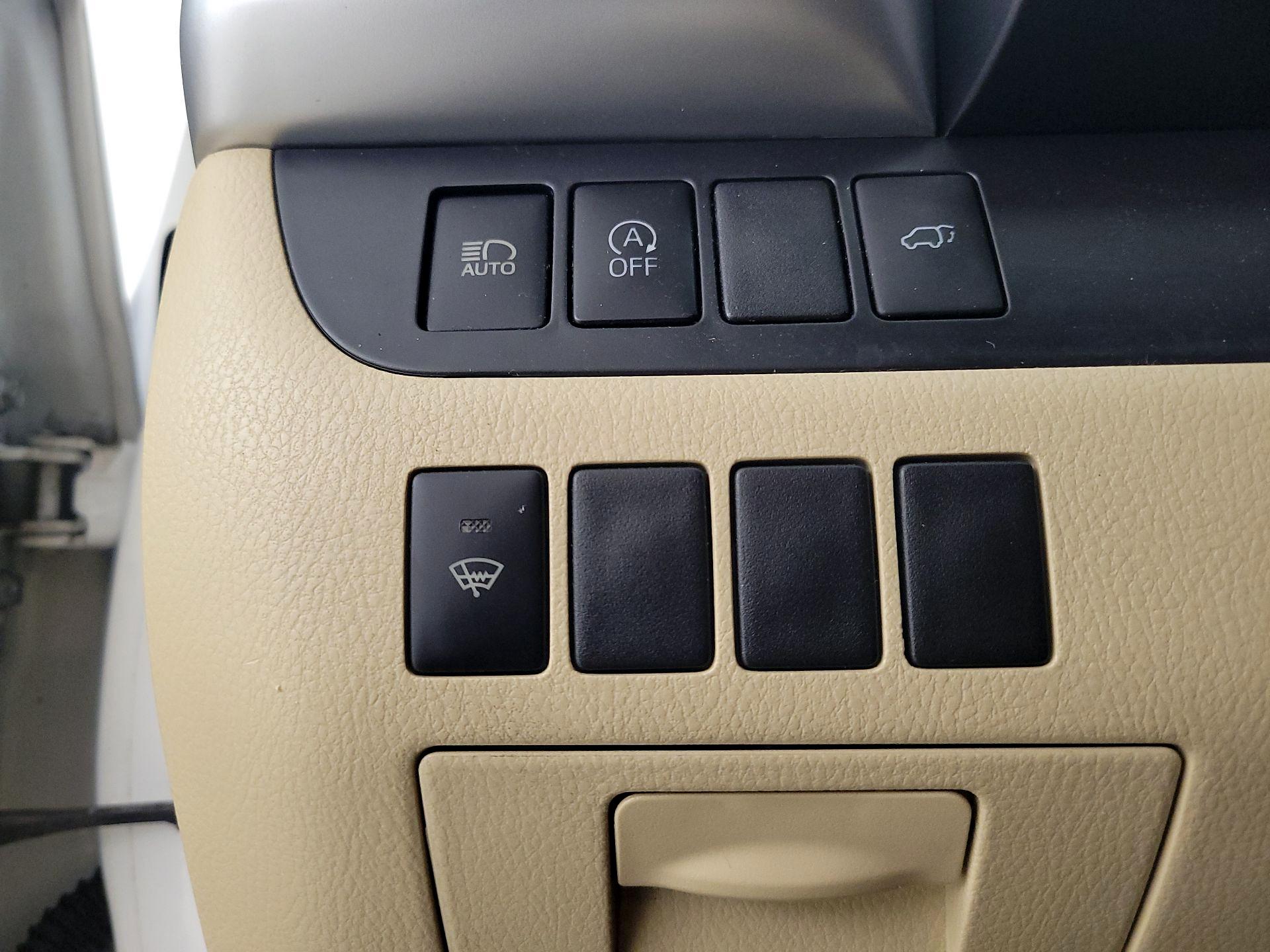 Thumbnail: 2019 Toyota Highlander - 11