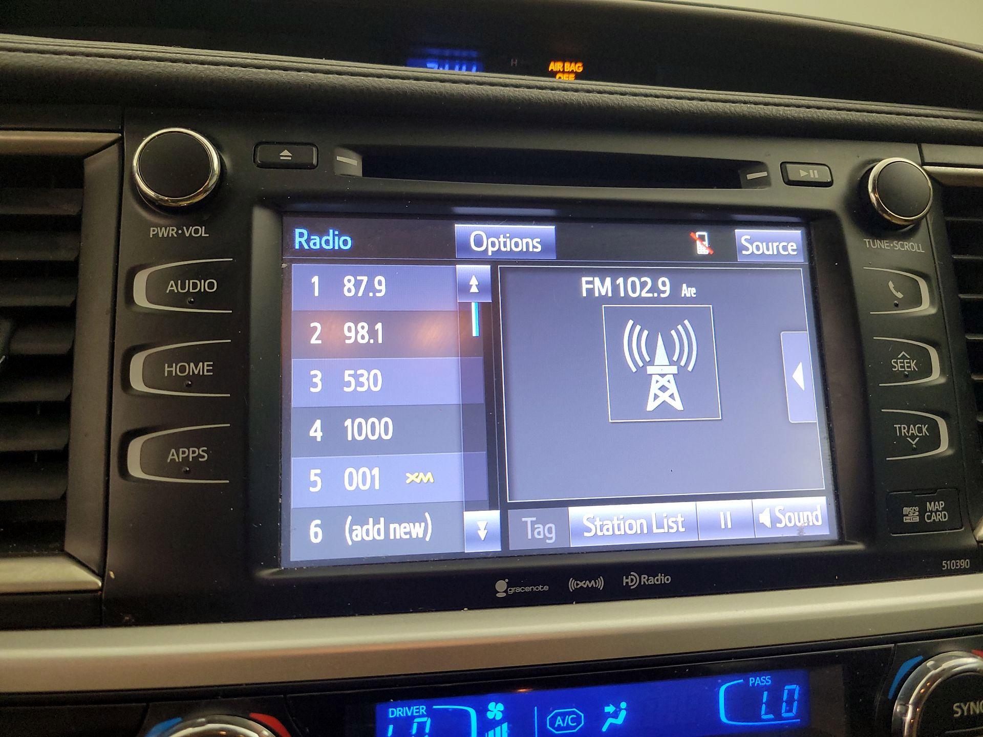 Thumbnail: 2019 Toyota Highlander - 13