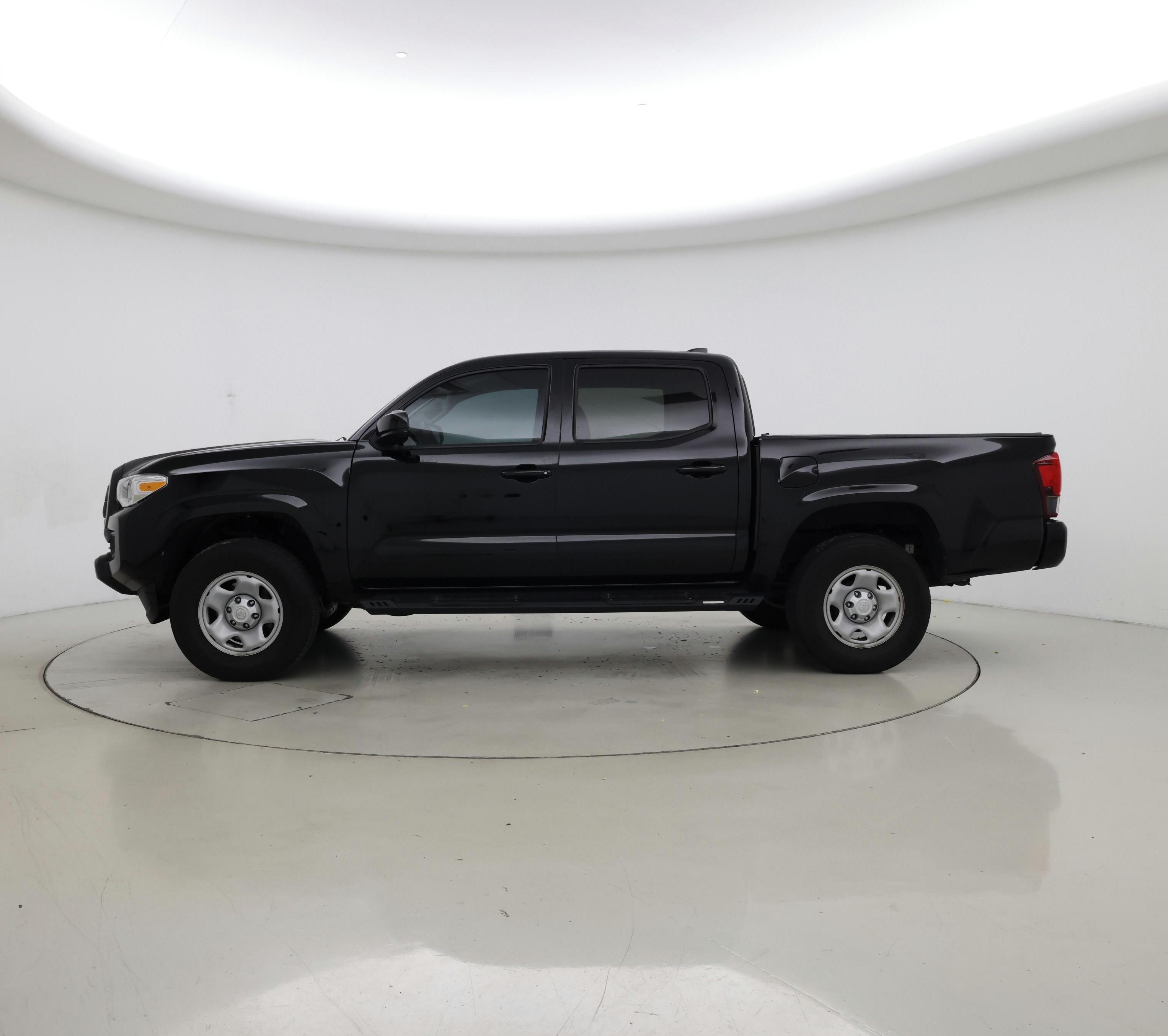 Thumbnail: 2022 Toyota Tacoma - 3