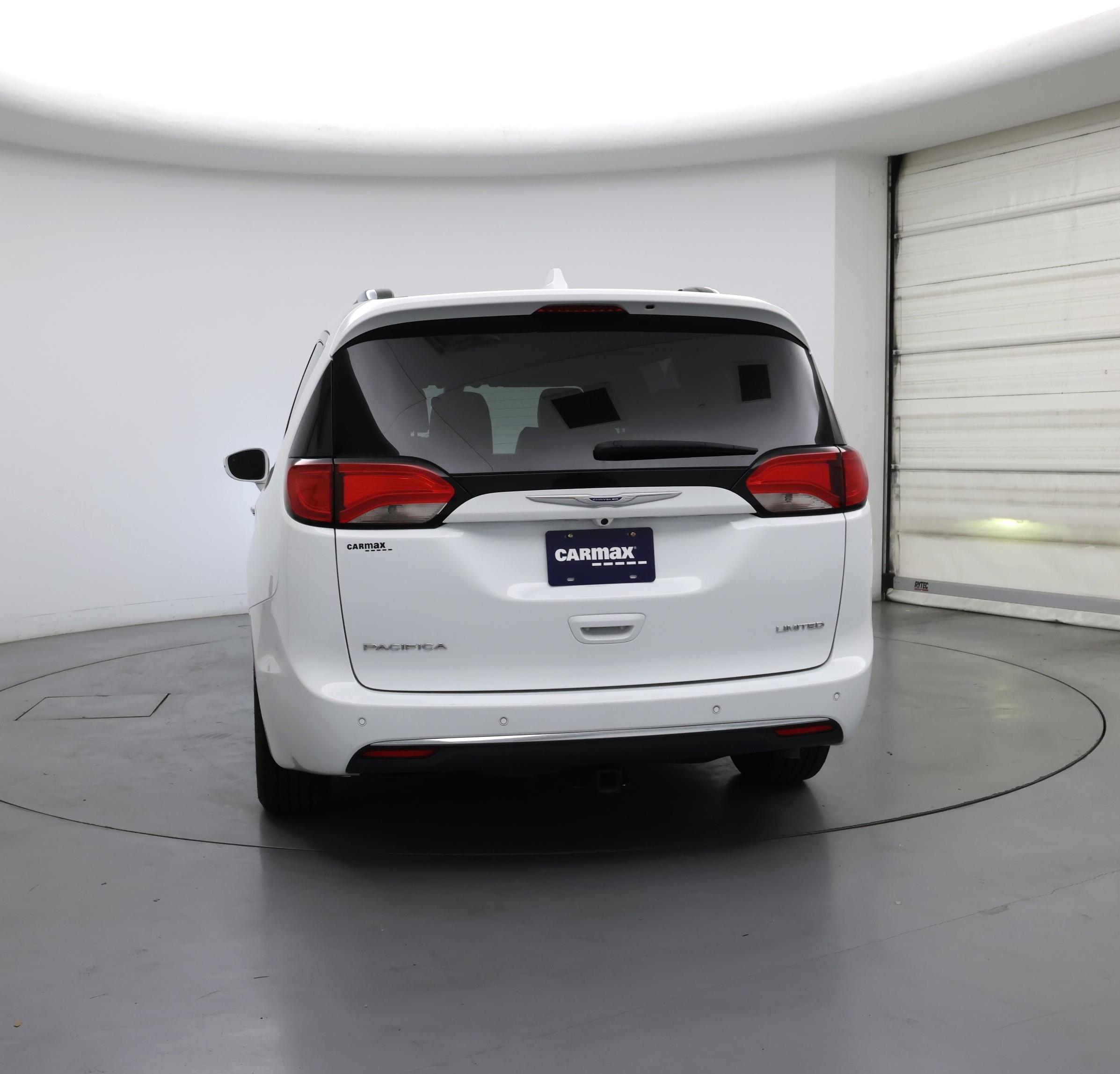 Thumbnail: 2020 Chrysler Pacifica - 6