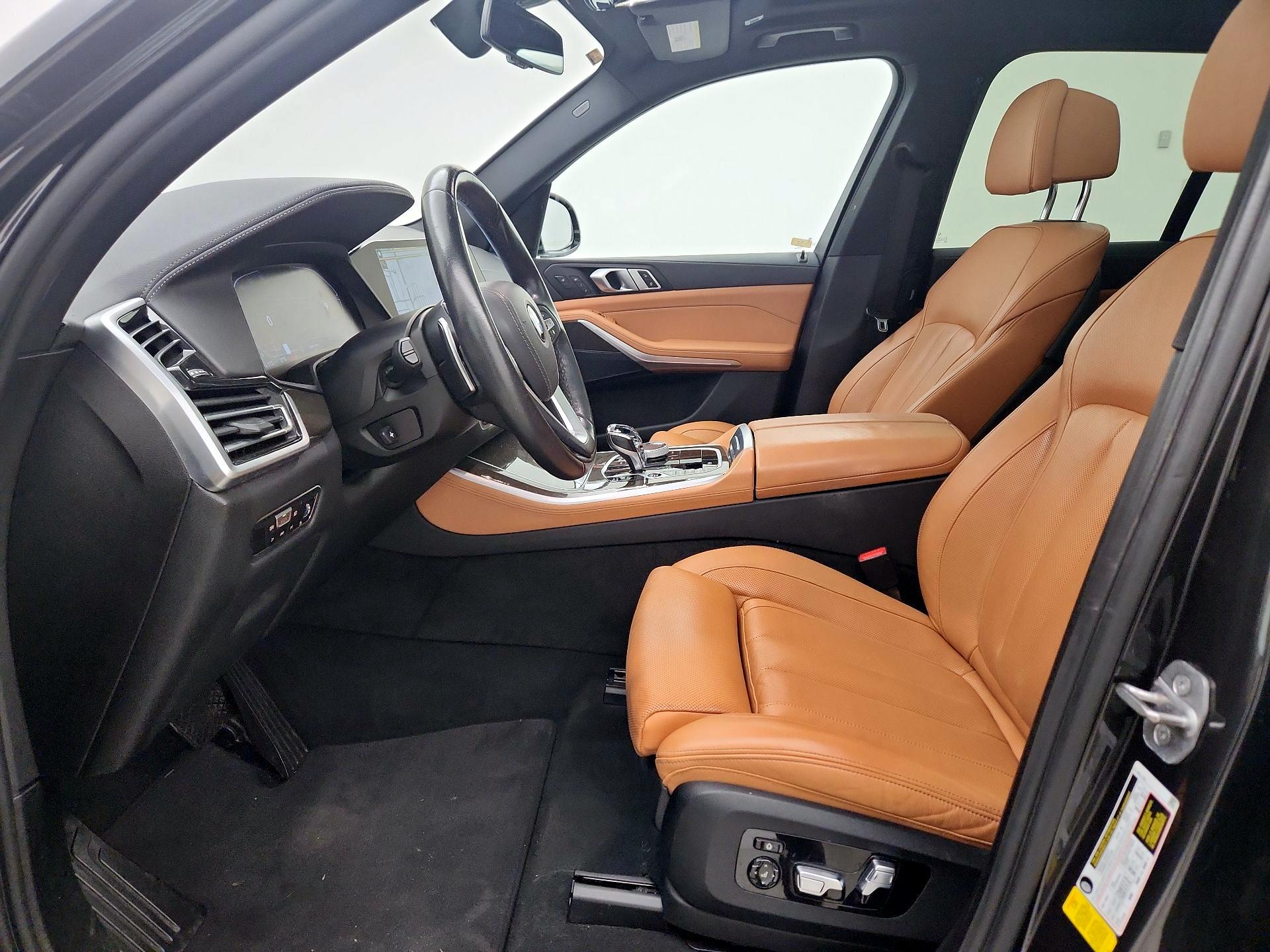Thumbnail: 2022 BMW X5 - 11