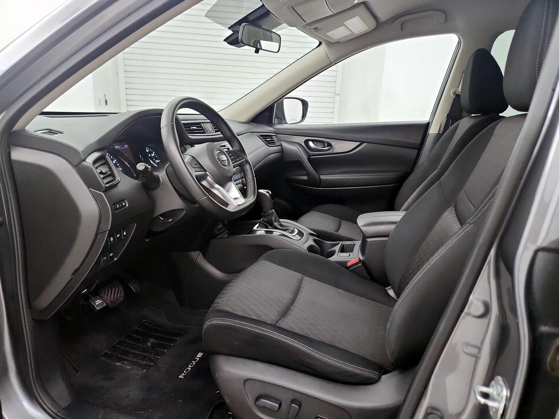 Thumbnail: 2019 Nissan Rogue - 11