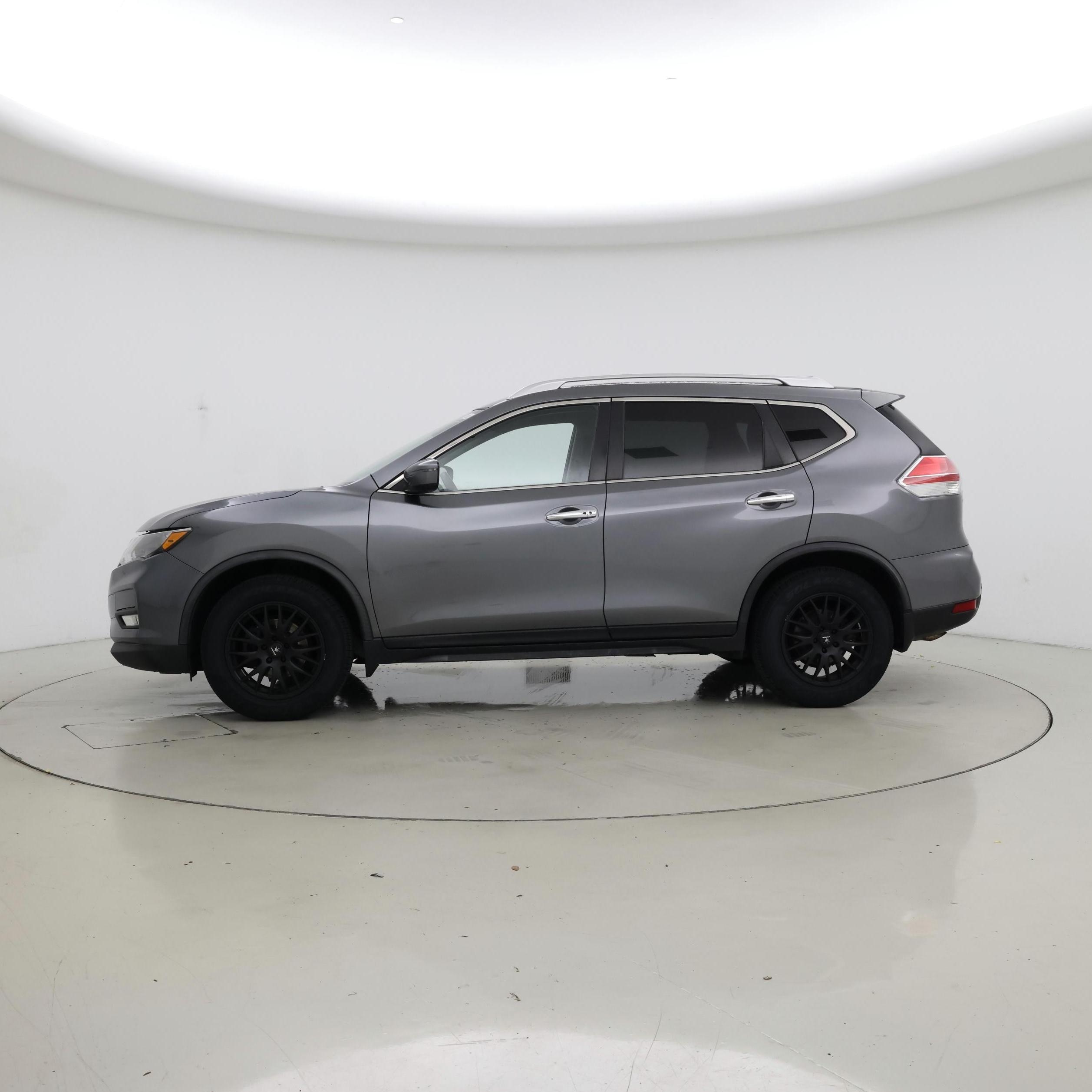 Thumbnail: 2019 Nissan Rogue - 3