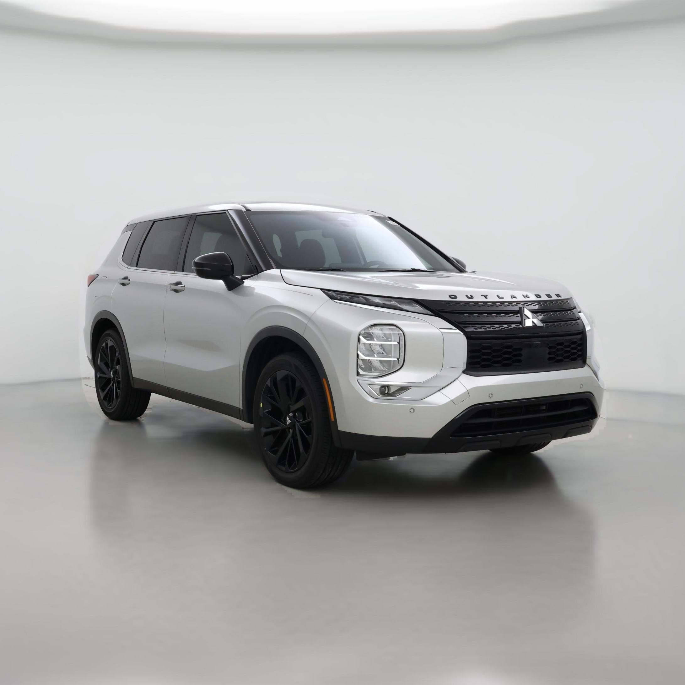 Thumbnail: 2022 Mitsubishi Outlander - 1