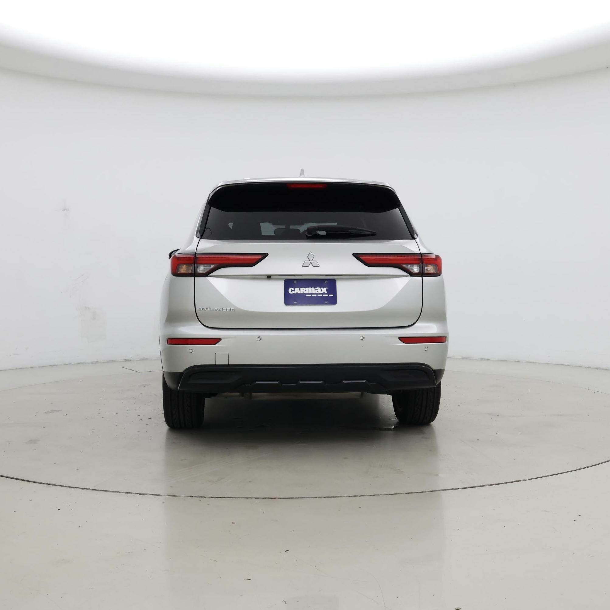 Thumbnail: 2022 Mitsubishi Outlander - 6