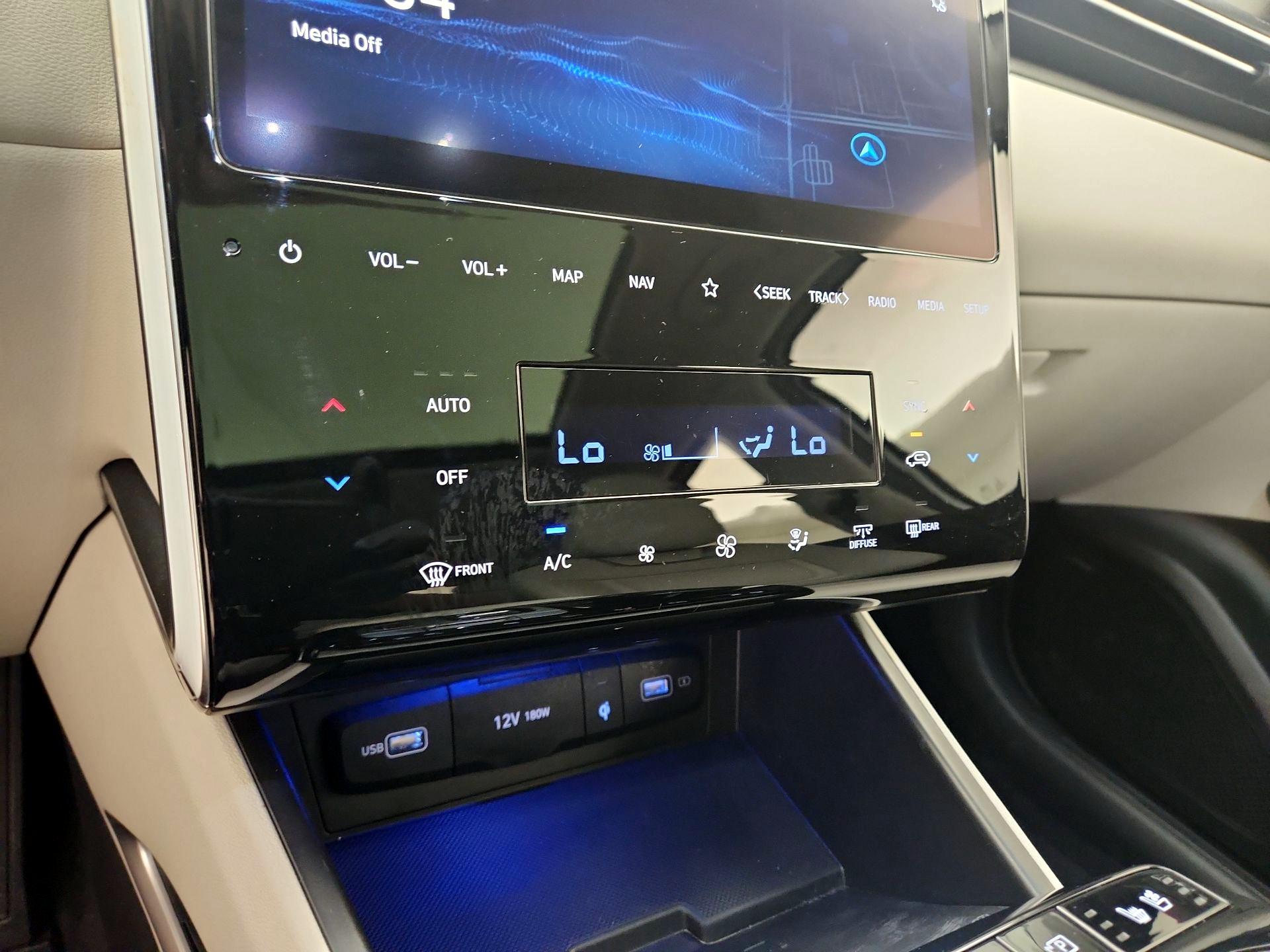 Thumbnail: 2023 Hyundai Tucson - 17