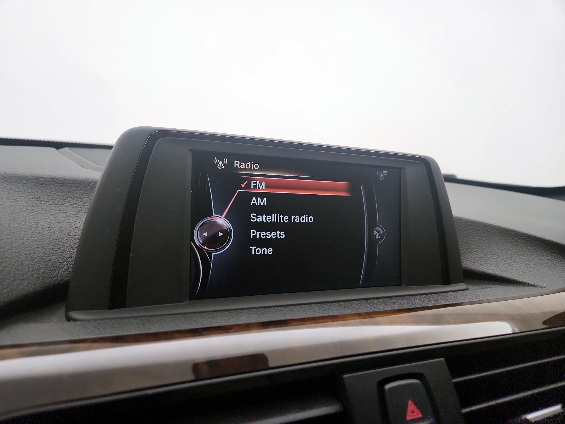 Thumbnail: 2015 BMW 4 Series - 15