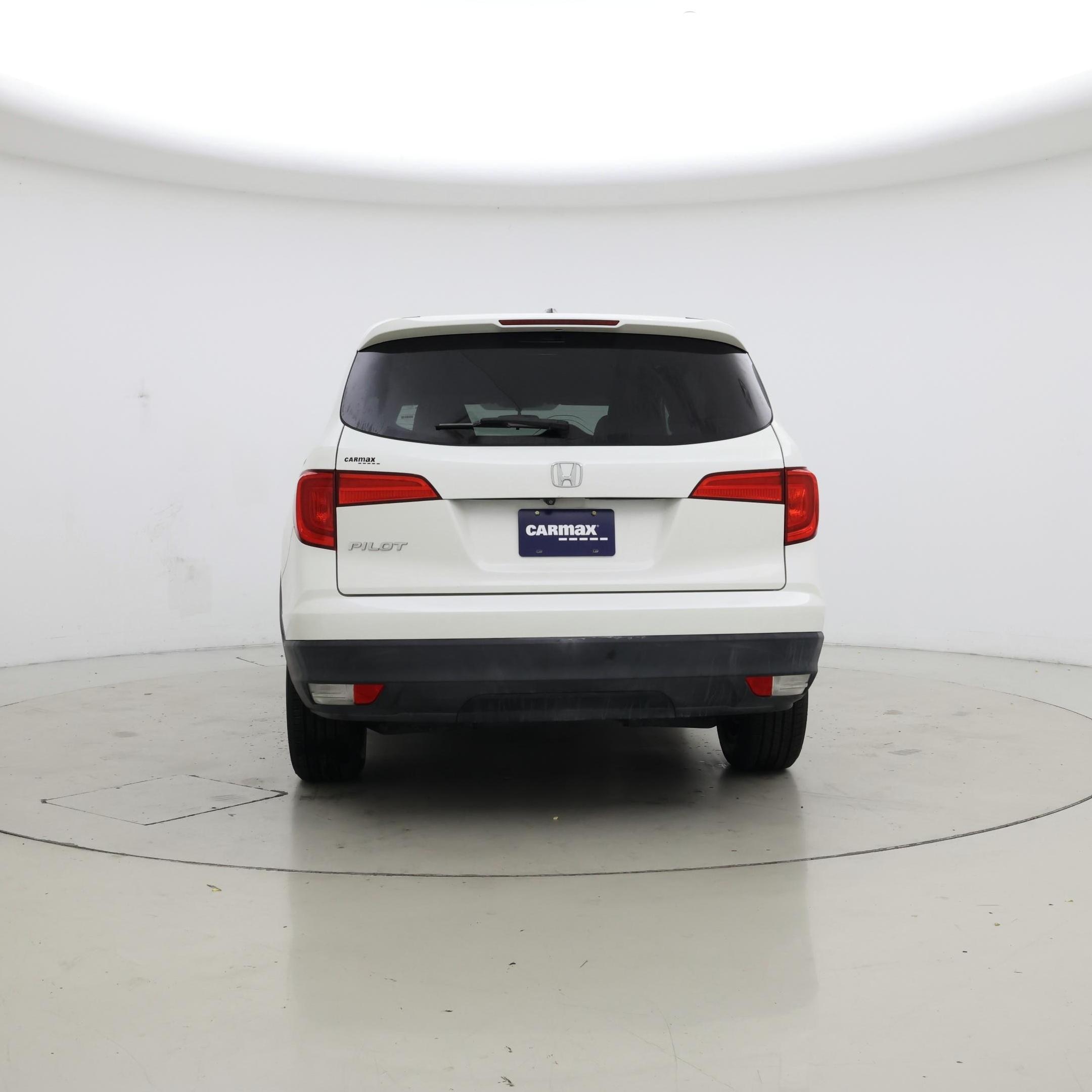 Thumbnail: 2017 Honda Pilot - 6