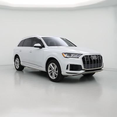 White 2023 Audi Q7 Premium Plus