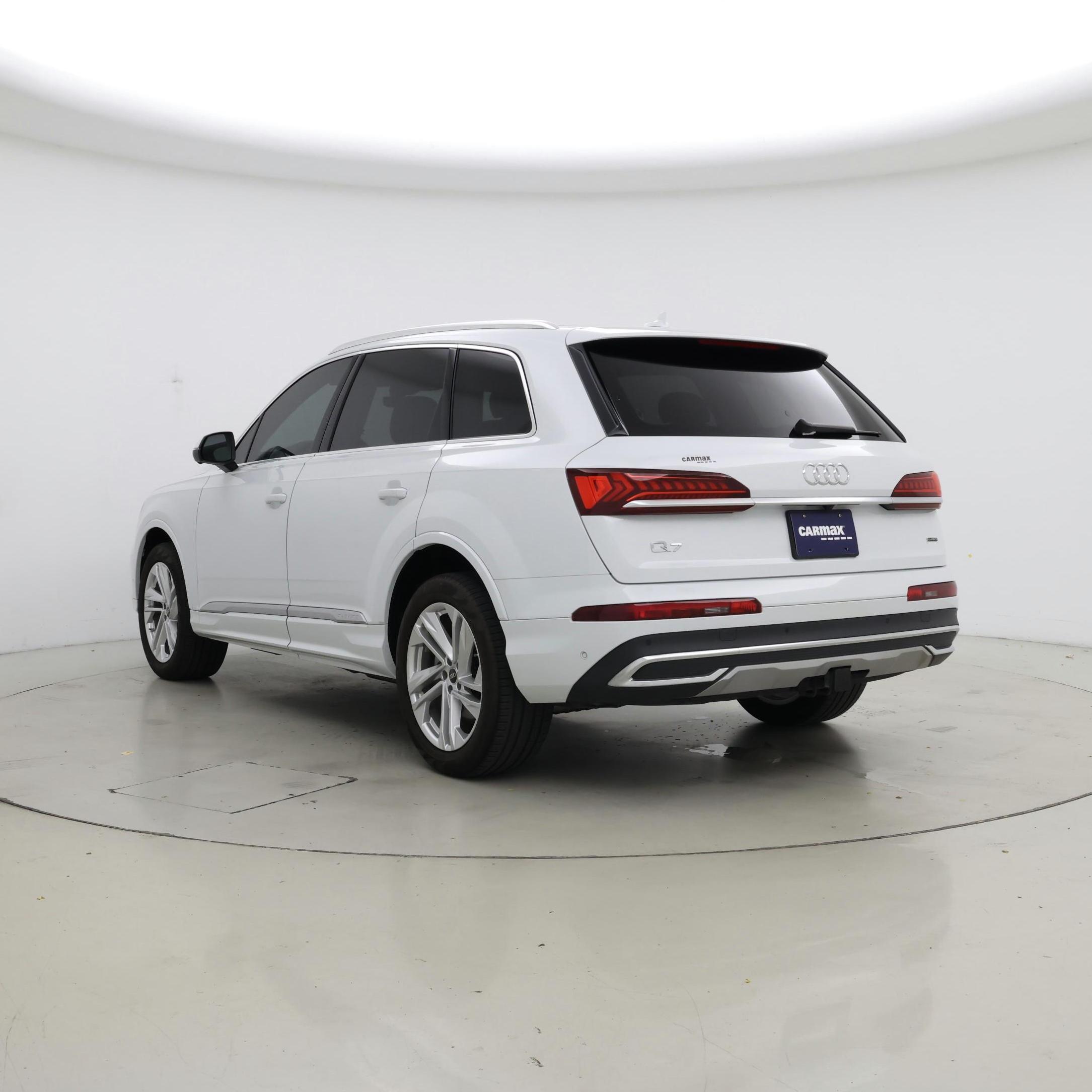 Thumbnail: 2023 Audi Q7 - 2
