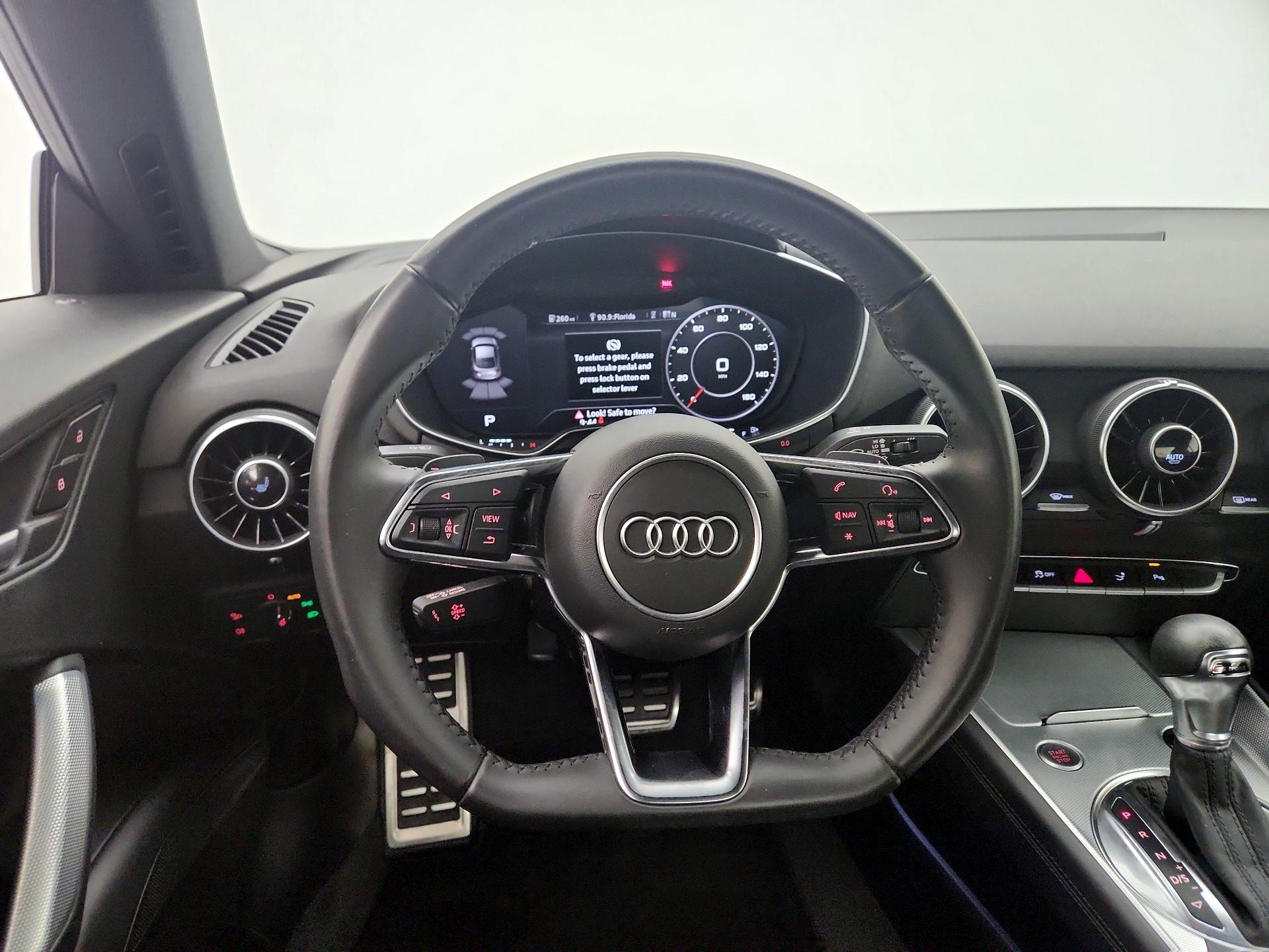 Thumbnail: 2016 Audi TT - 10