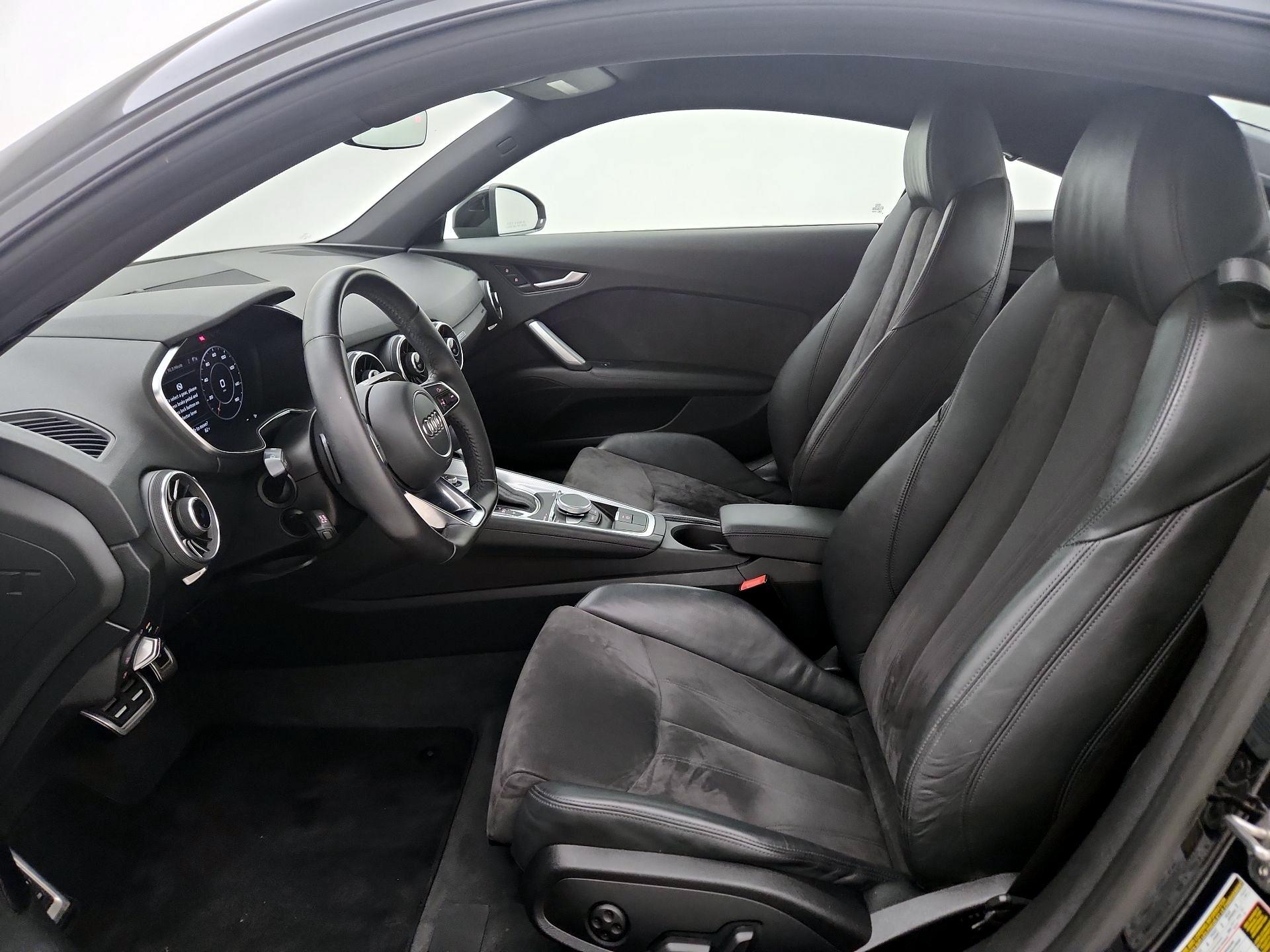 Thumbnail: 2016 Audi TT - 11