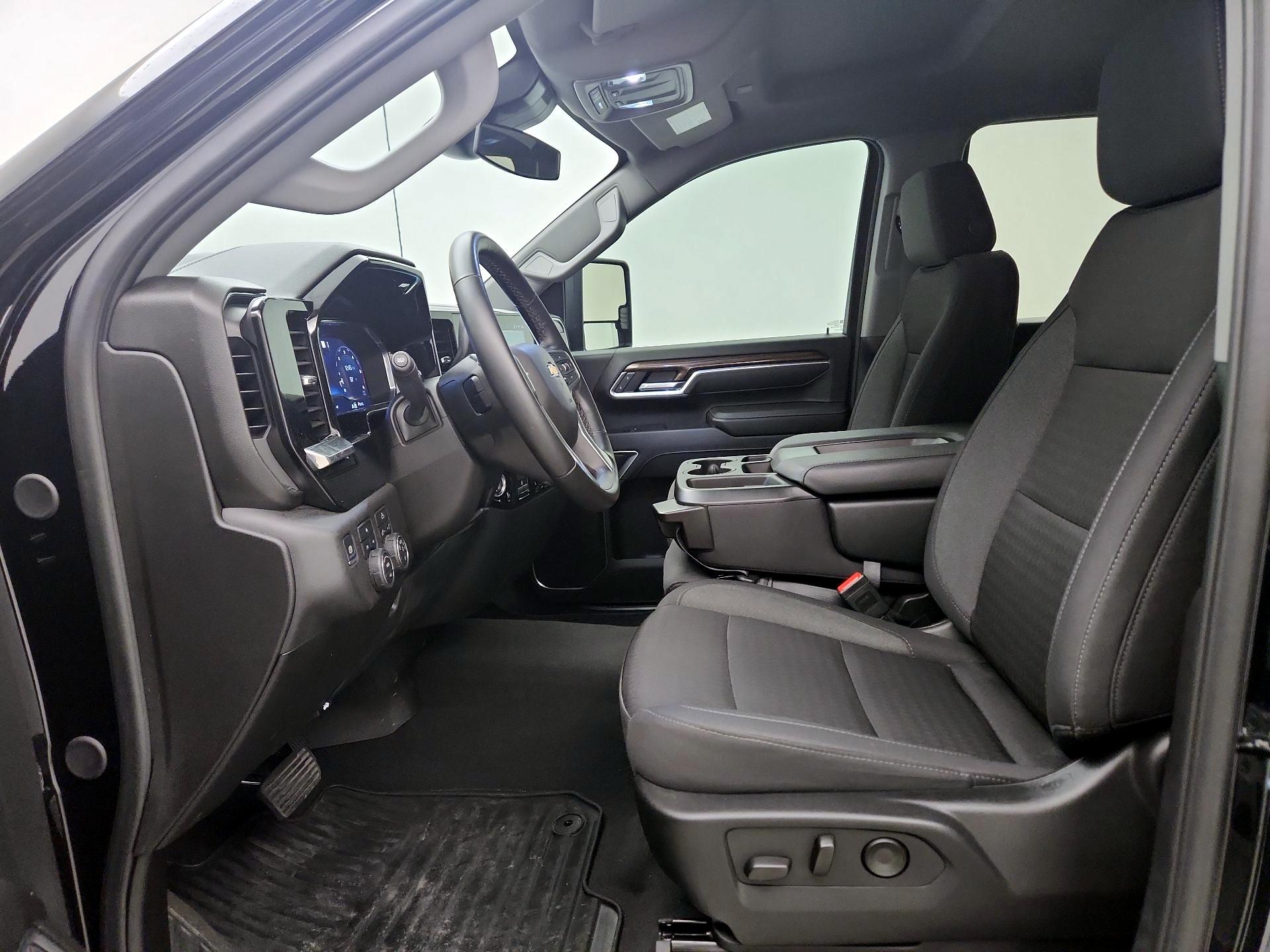 Thumbnail: 2025 Chevrolet Silverado 2500 - 11