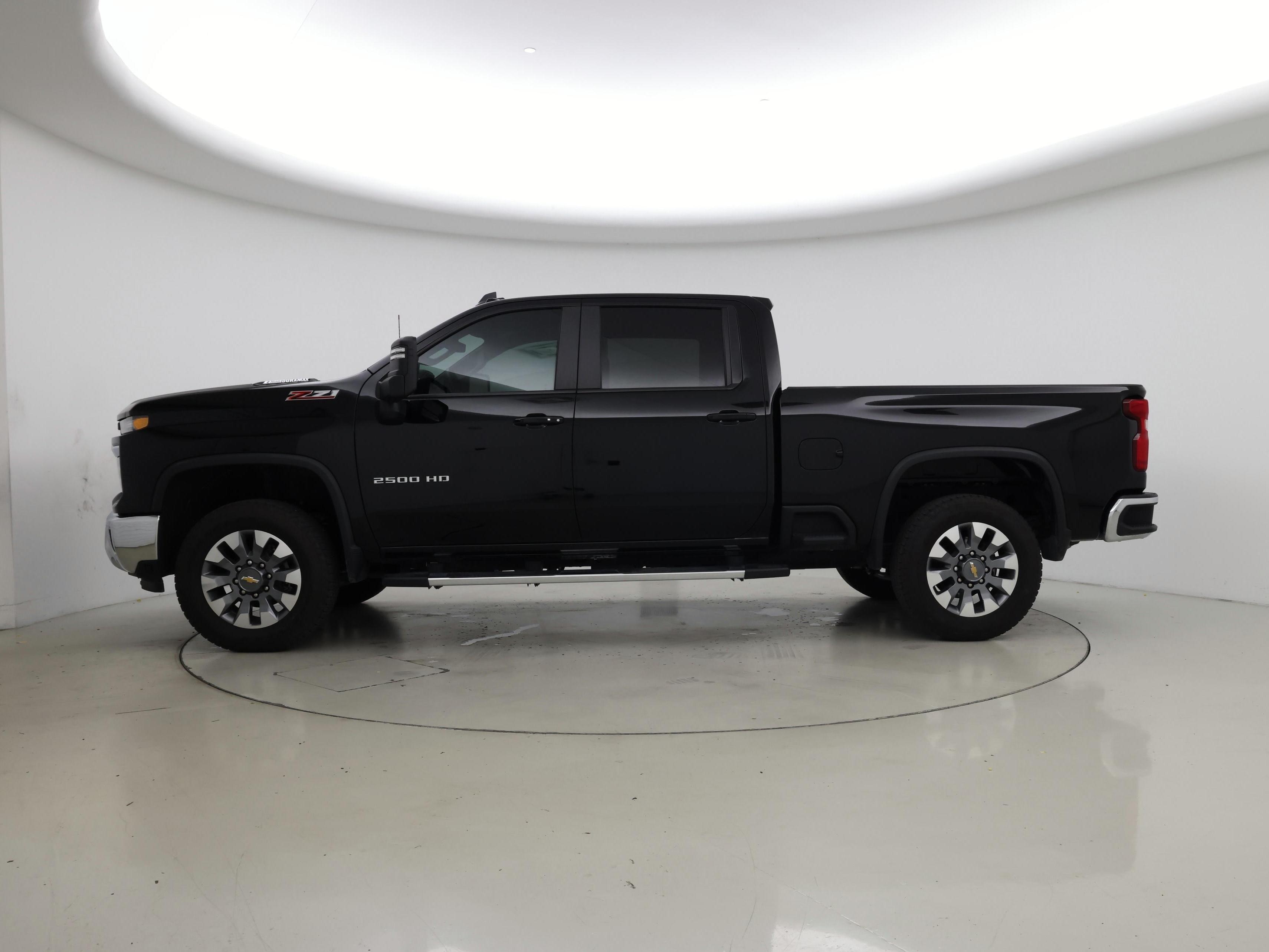 Thumbnail: 2025 Chevrolet Silverado 2500 - 3