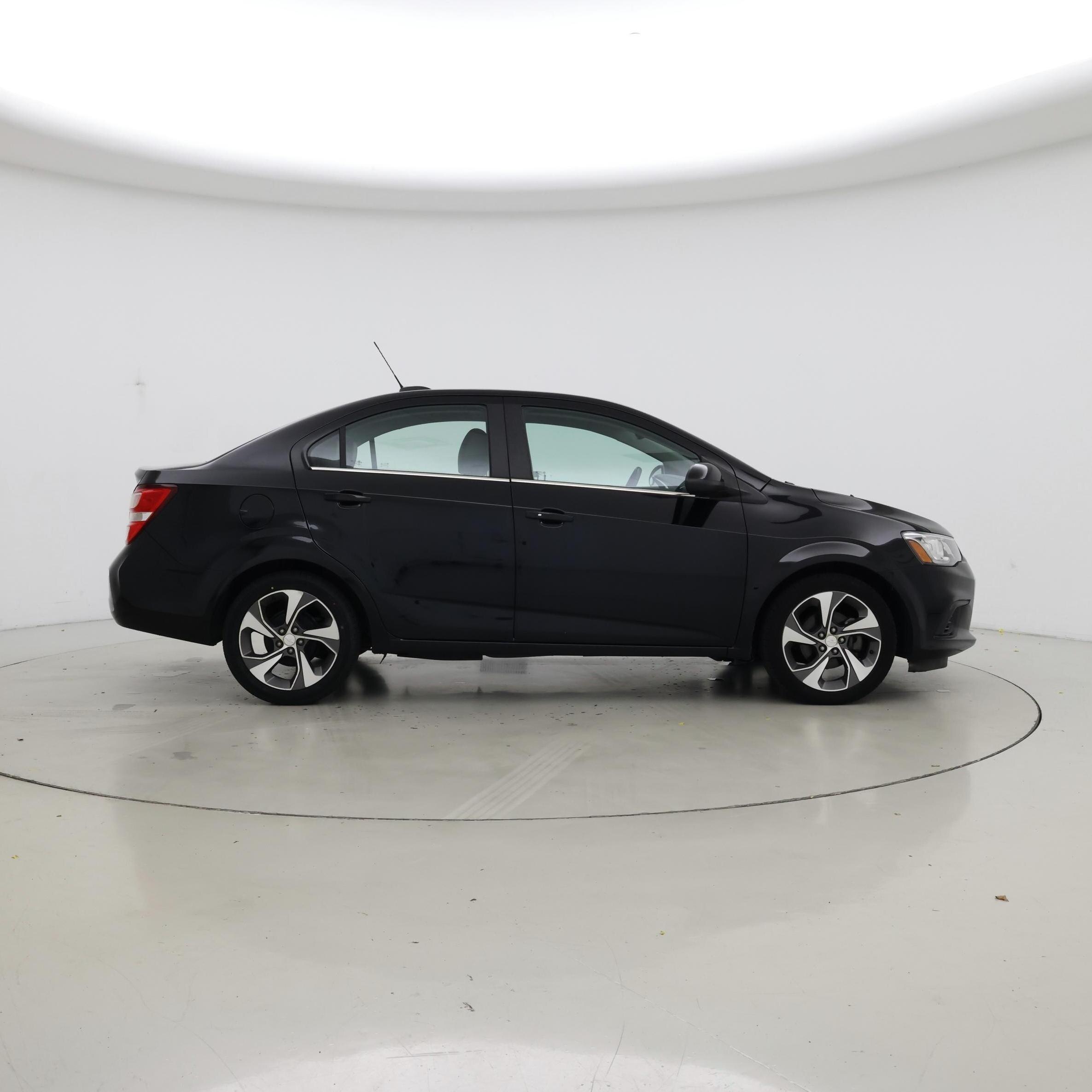 Thumbnail: 2019 Chevrolet Sonic - 7