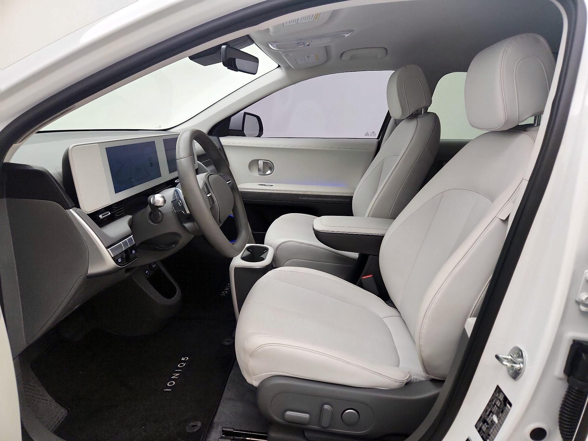 Thumbnail: 2023 Hyundai Ioniq 5 - 11