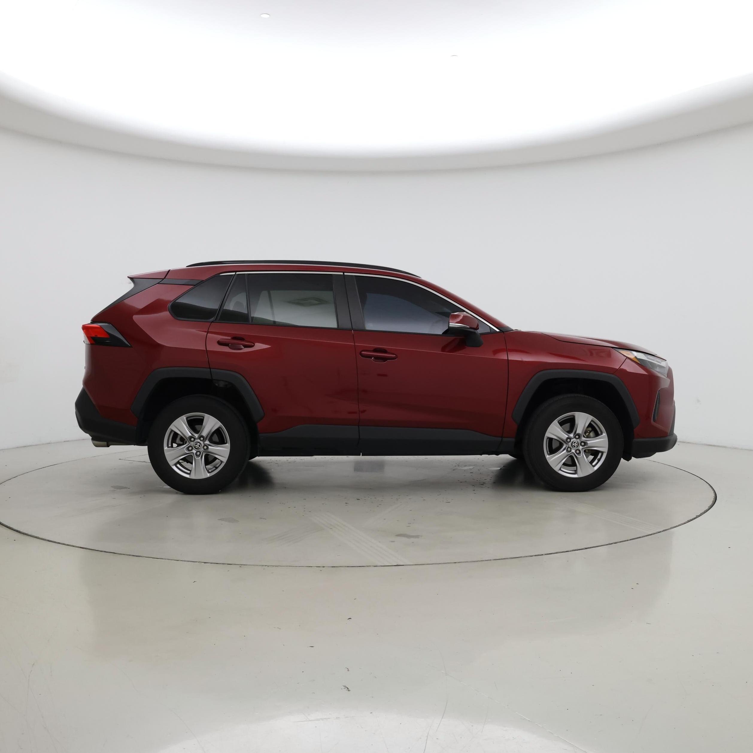 Thumbnail: 2022 Toyota RAV4 - 7