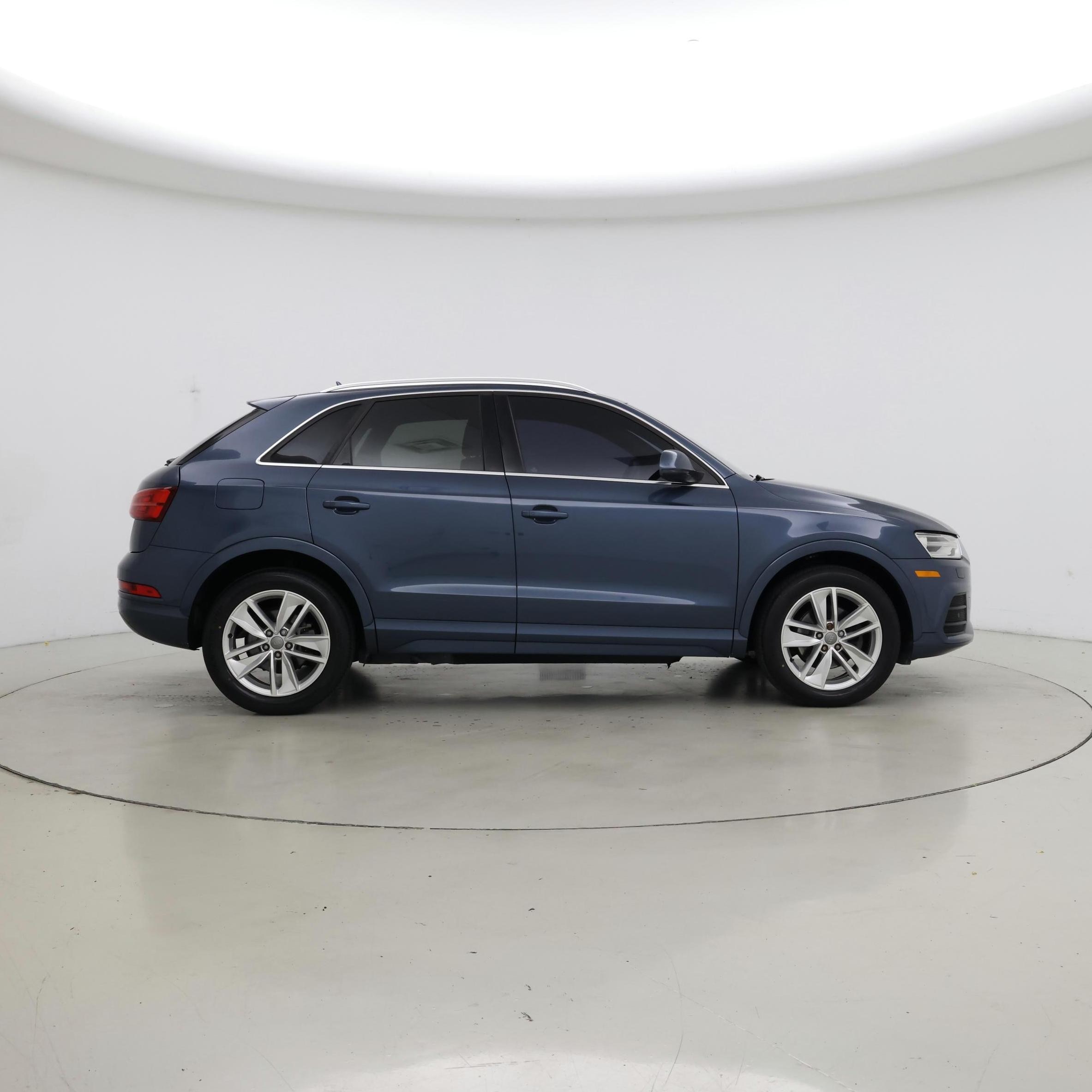 Thumbnail: 2017 Audi Q3 - 7