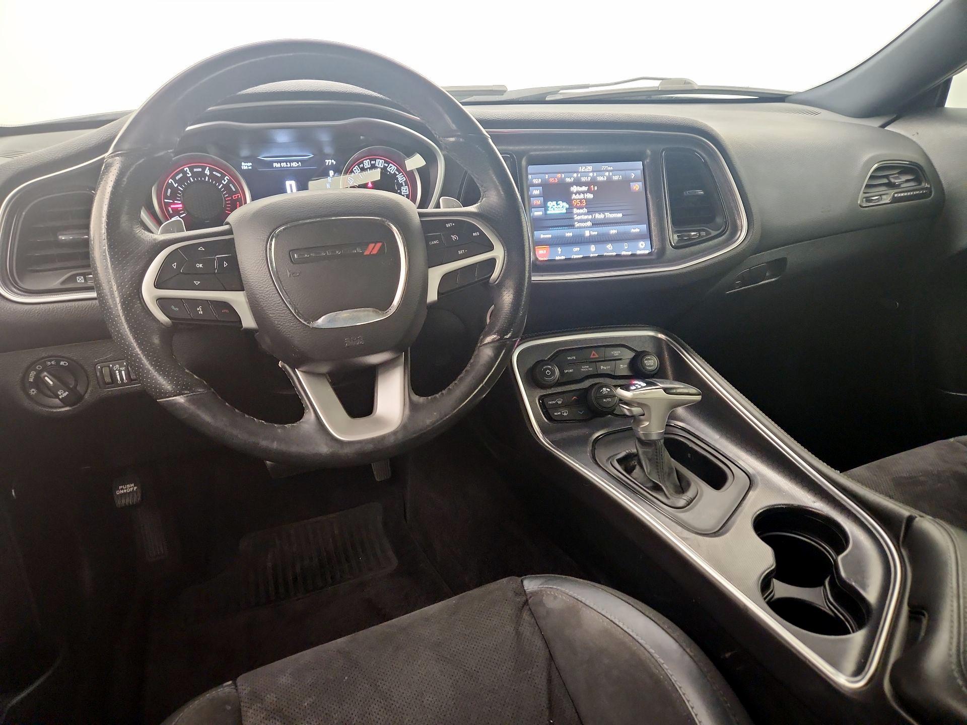 Thumbnail: 2018 Dodge Challenger - 9