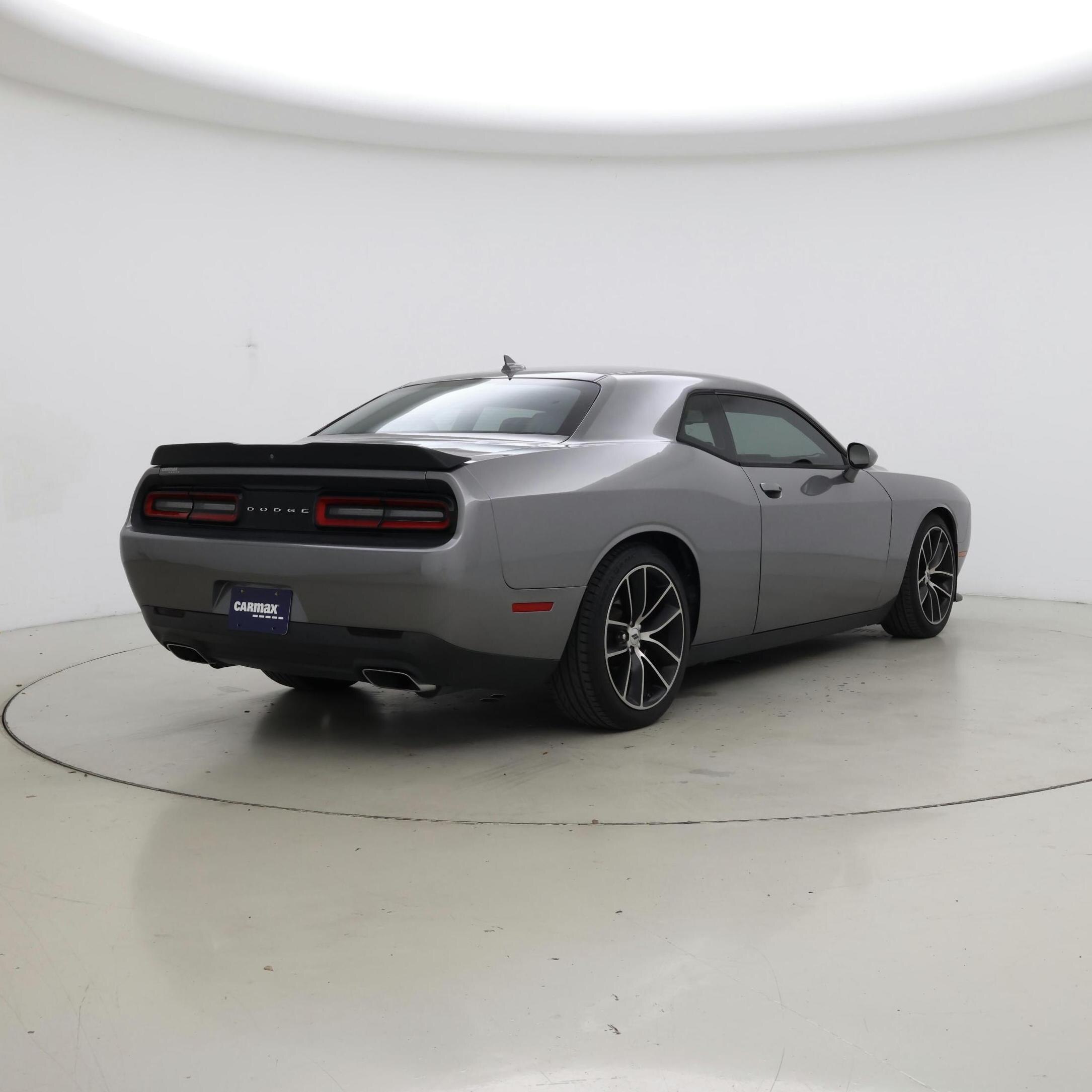 Thumbnail: 2018 Dodge Challenger - 8