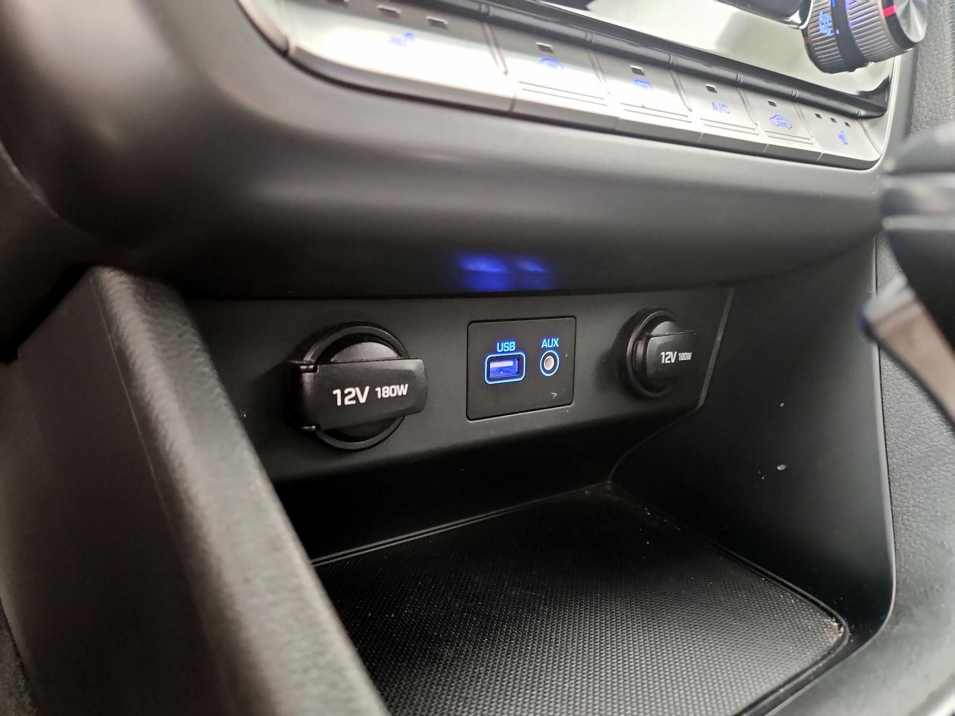 Thumbnail: 2018 Hyundai Sonata - 18