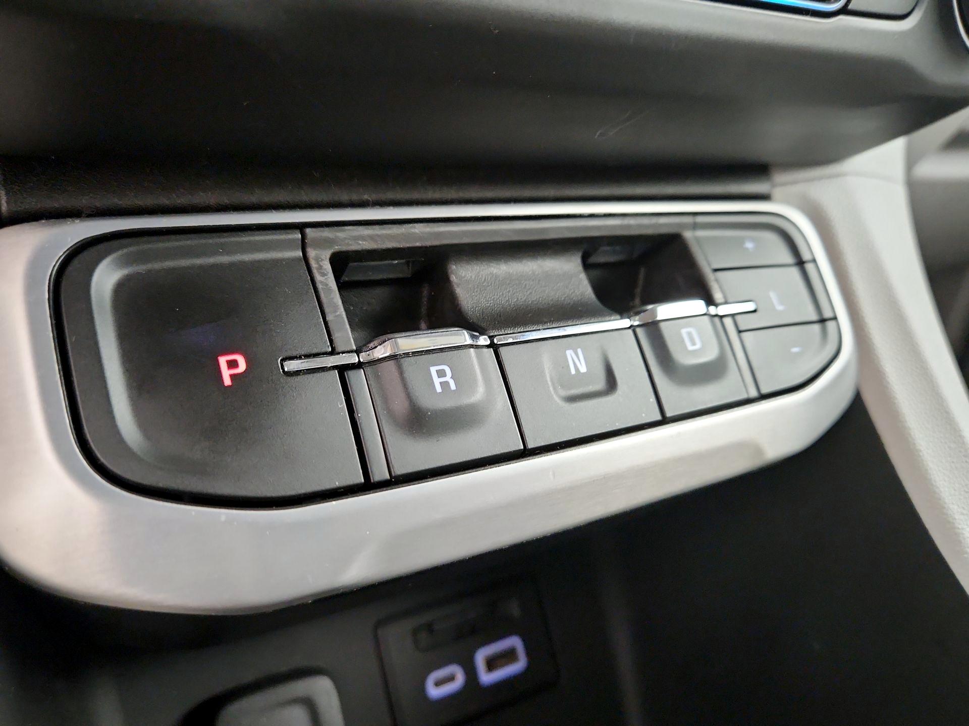 Thumbnail: 2021 GMC Acadia - 18