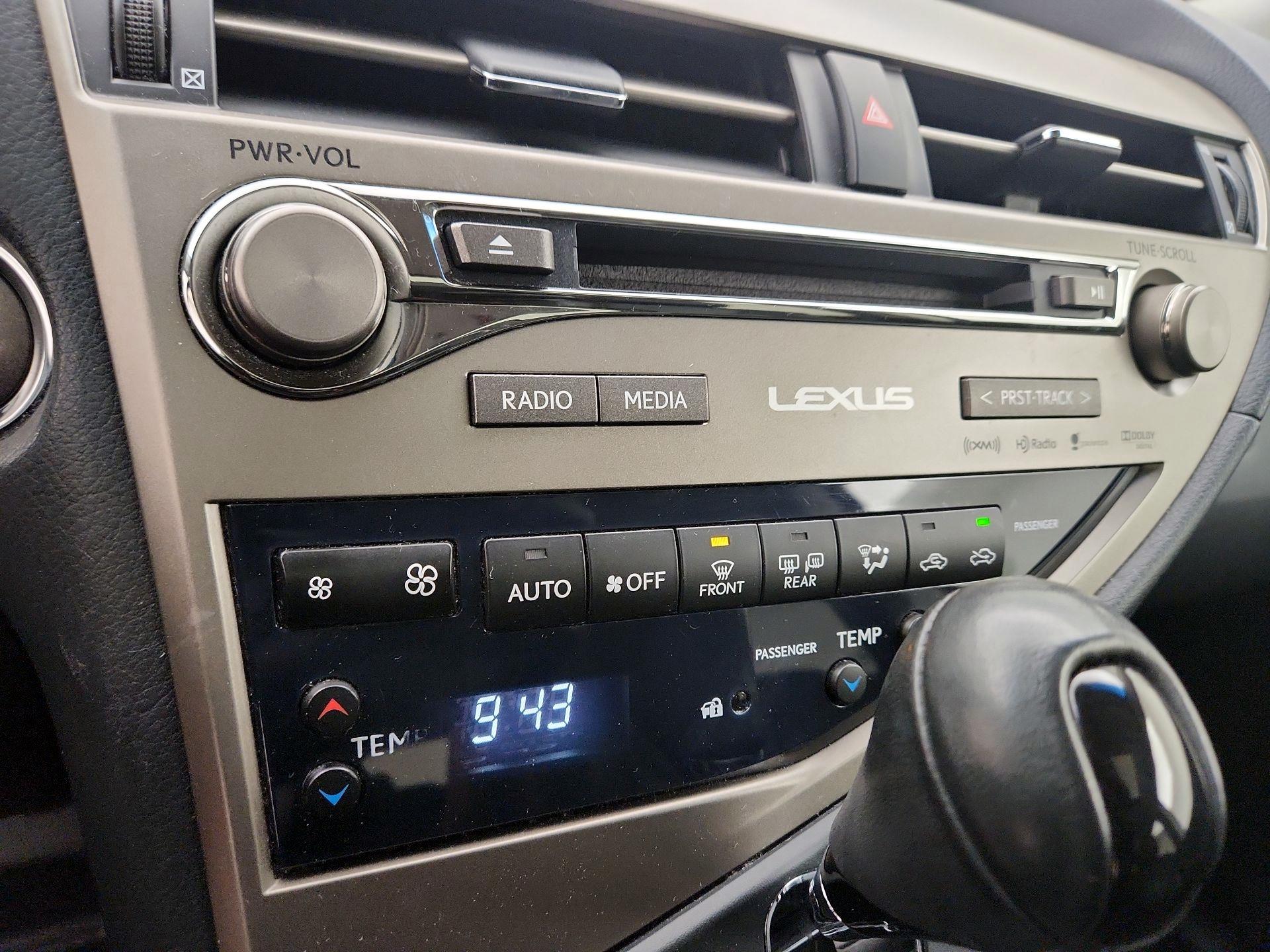 Thumbnail: 2015 Lexus RX - 17