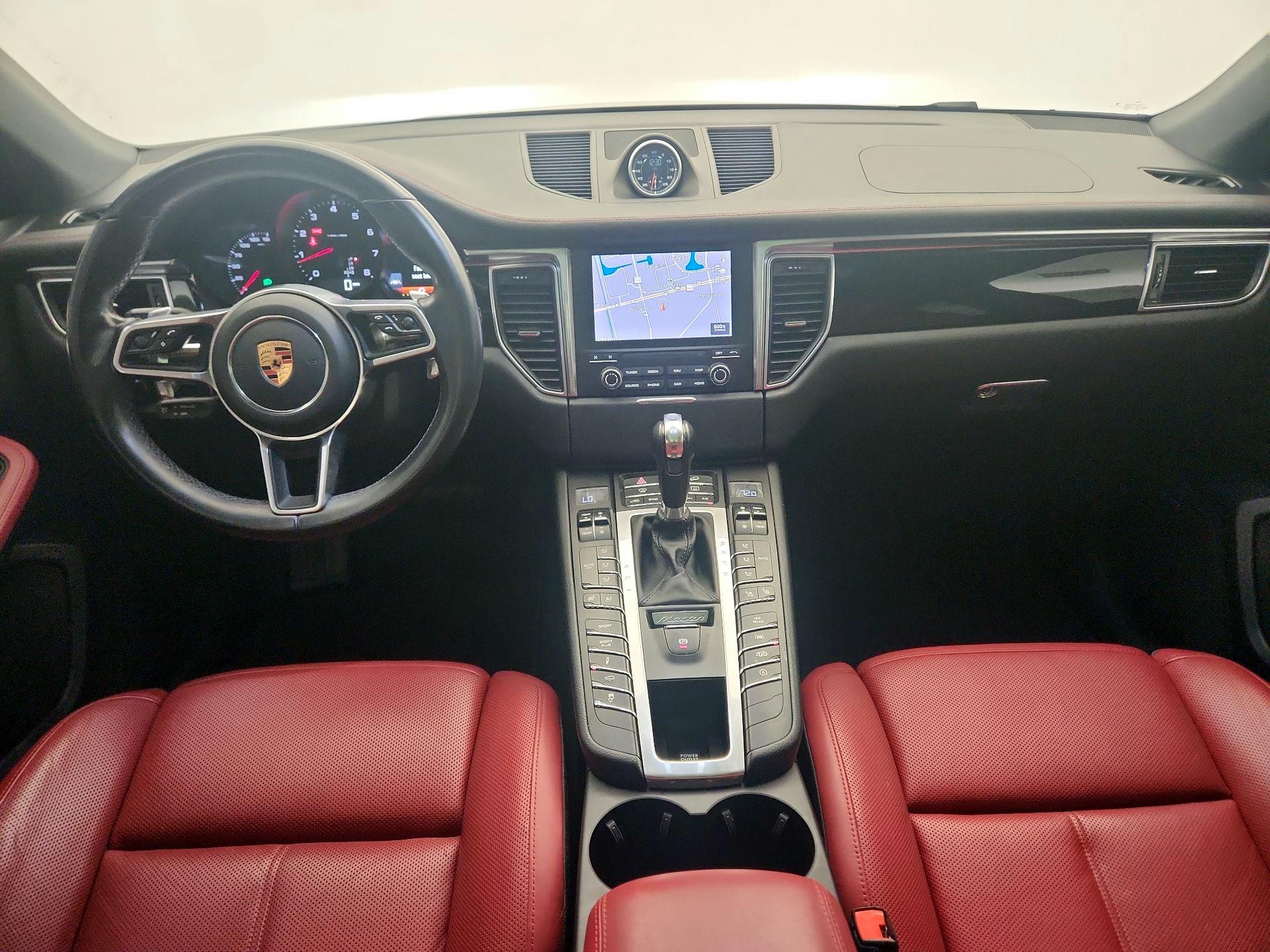Thumbnail: 2018 Porsche Macan - 9