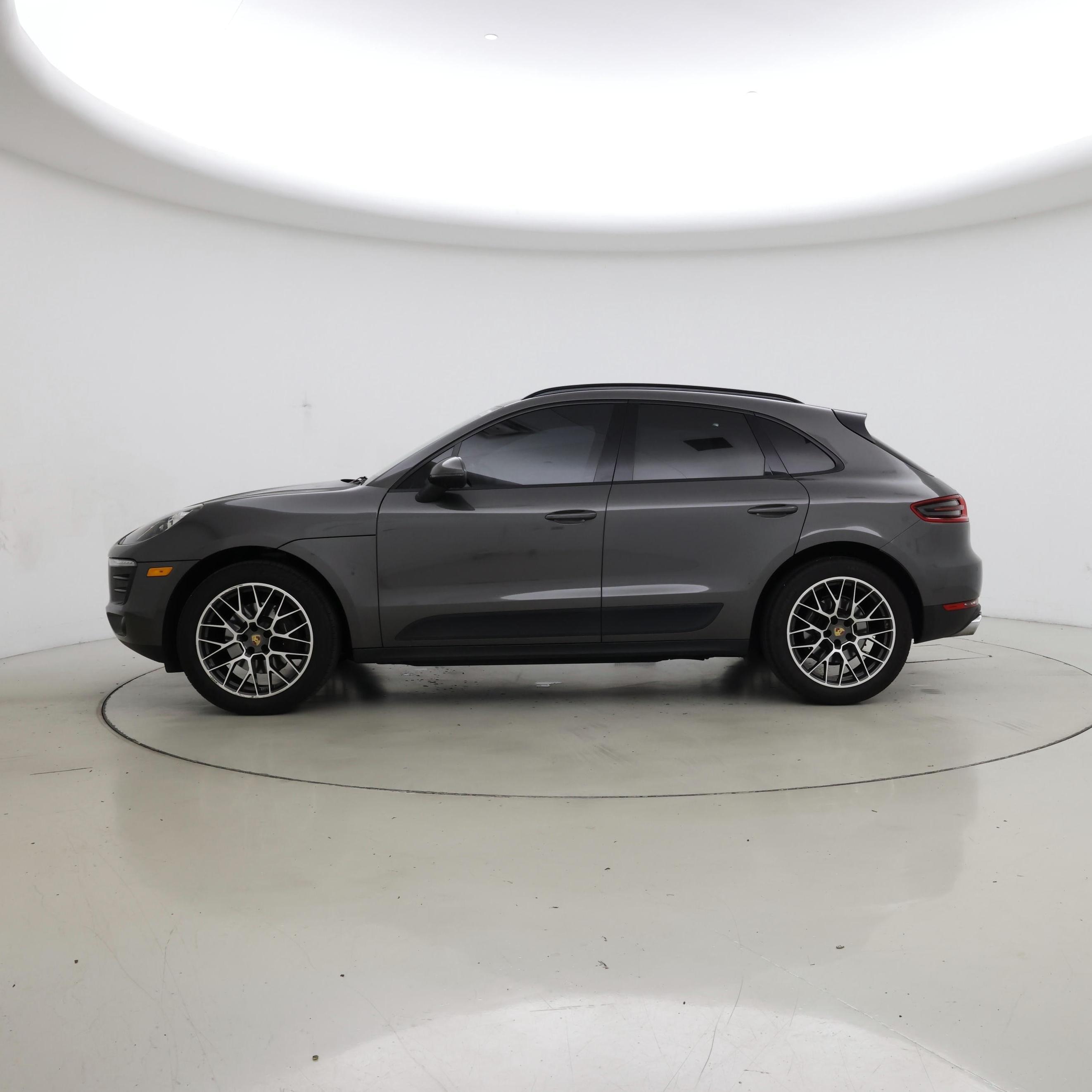 Thumbnail: 2018 Porsche Macan - 3