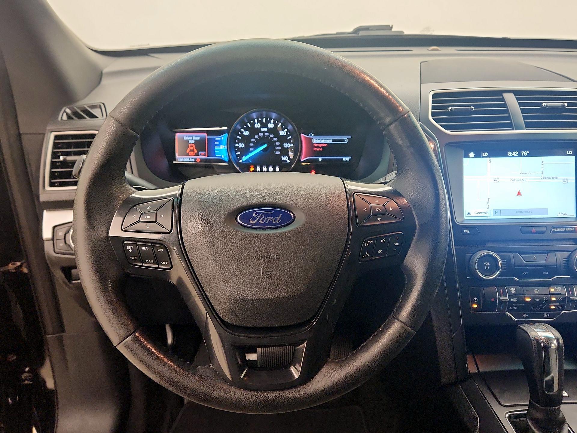 Thumbnail: 2017 Ford Explorer - 10