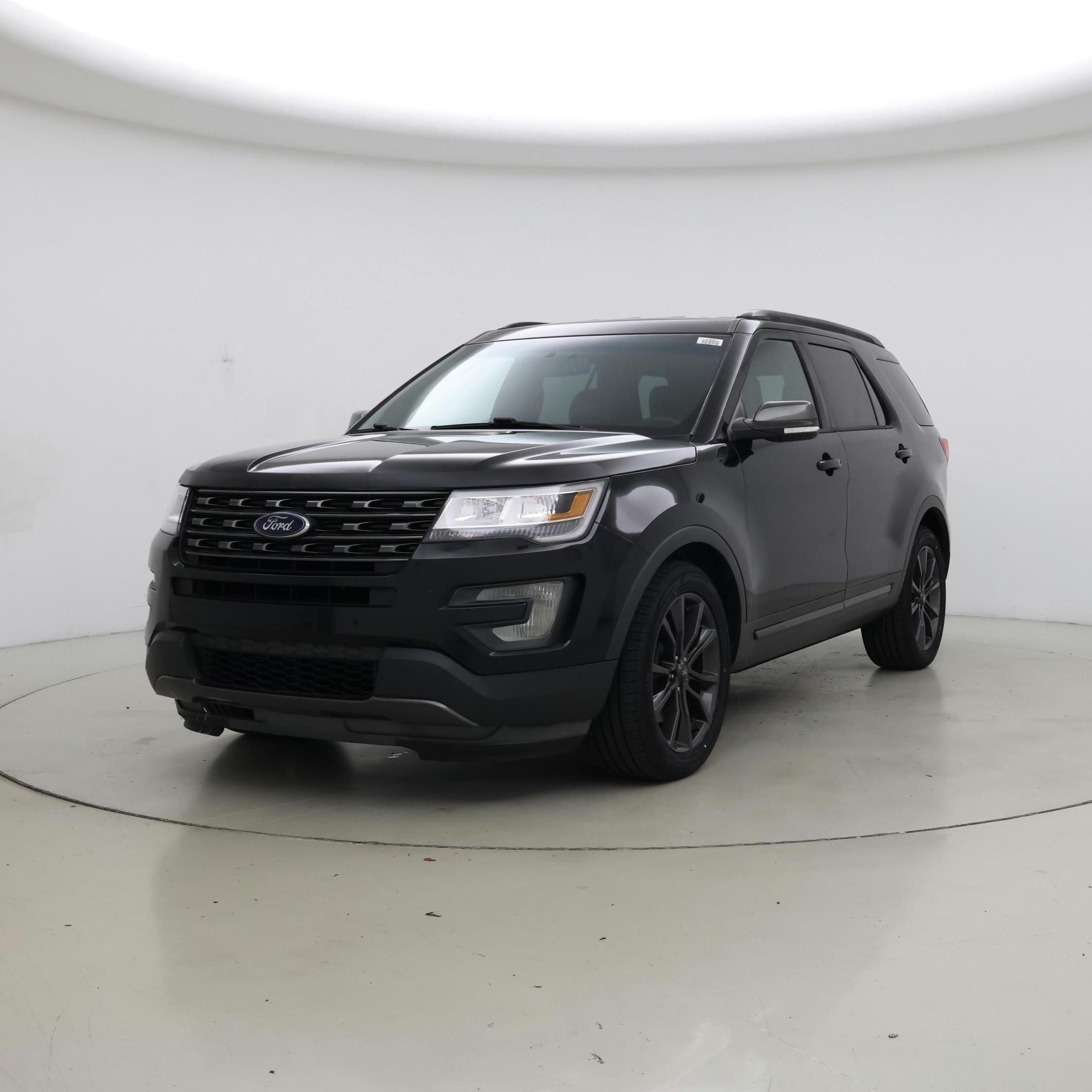 Thumbnail: 2017 Ford Explorer - 4