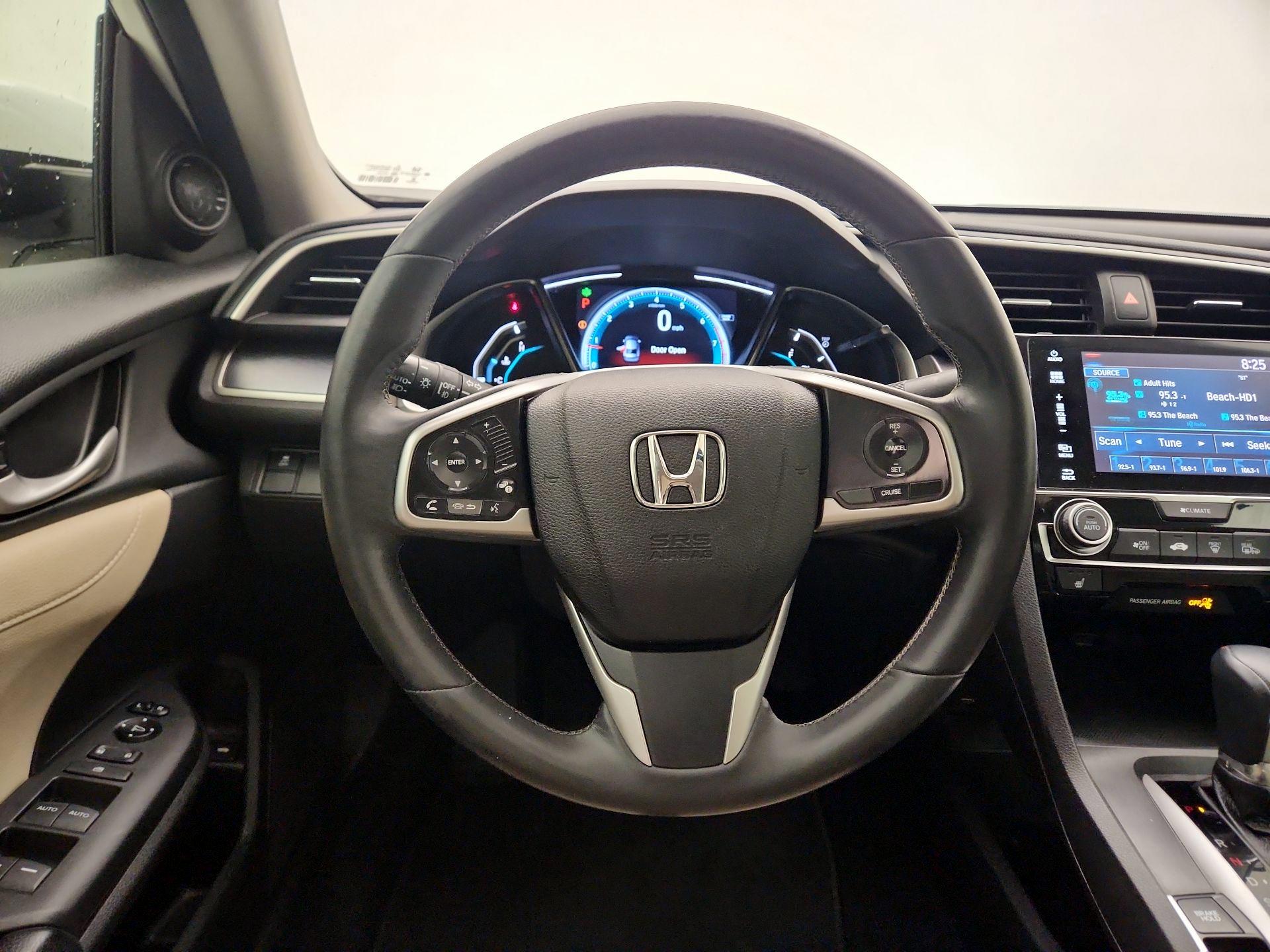 Thumbnail: 2017 Honda Civic - 10