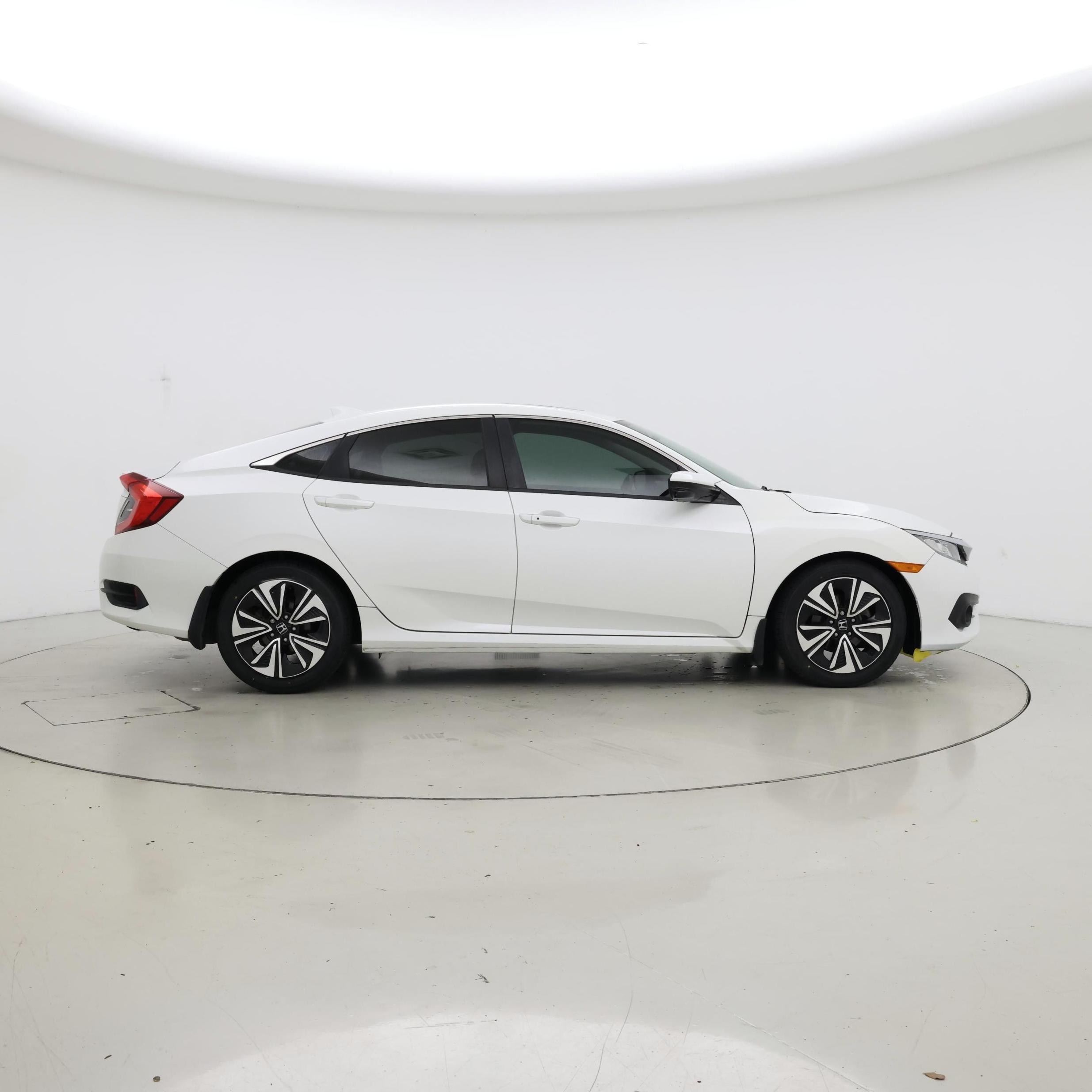 Thumbnail: 2017 Honda Civic - 7