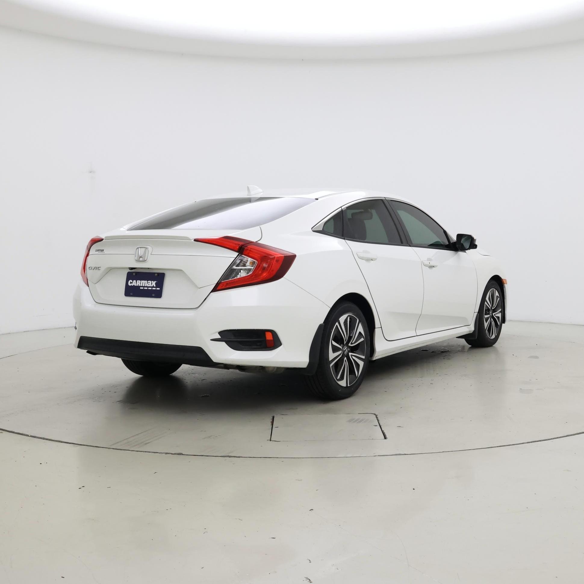 Thumbnail: 2017 Honda Civic - 8