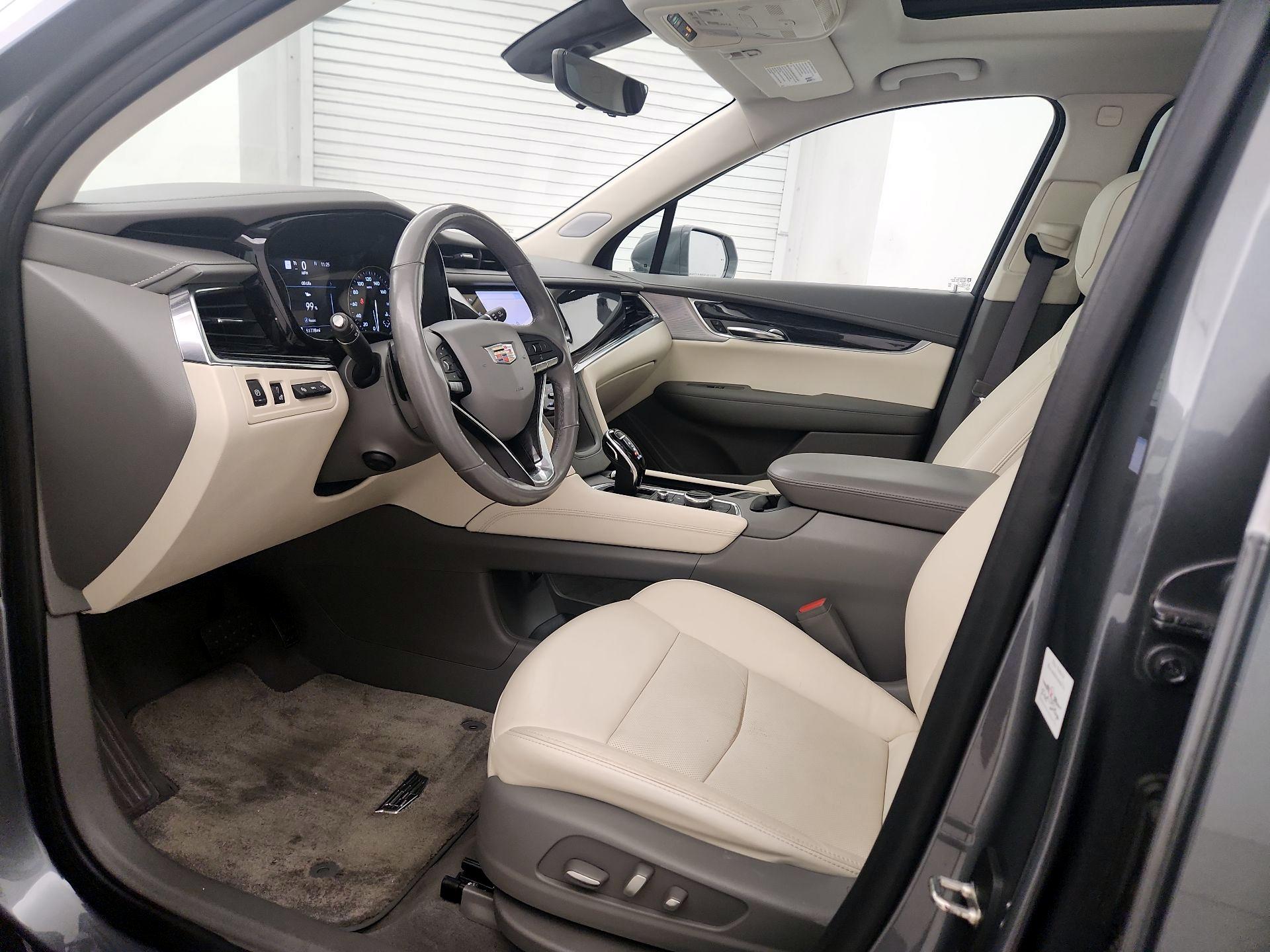 Thumbnail: 2020 Cadillac XT6 - 11