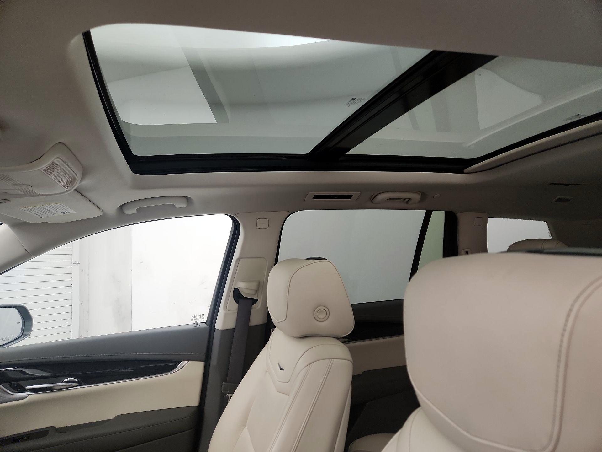 Thumbnail: 2020 Cadillac XT6 - 20