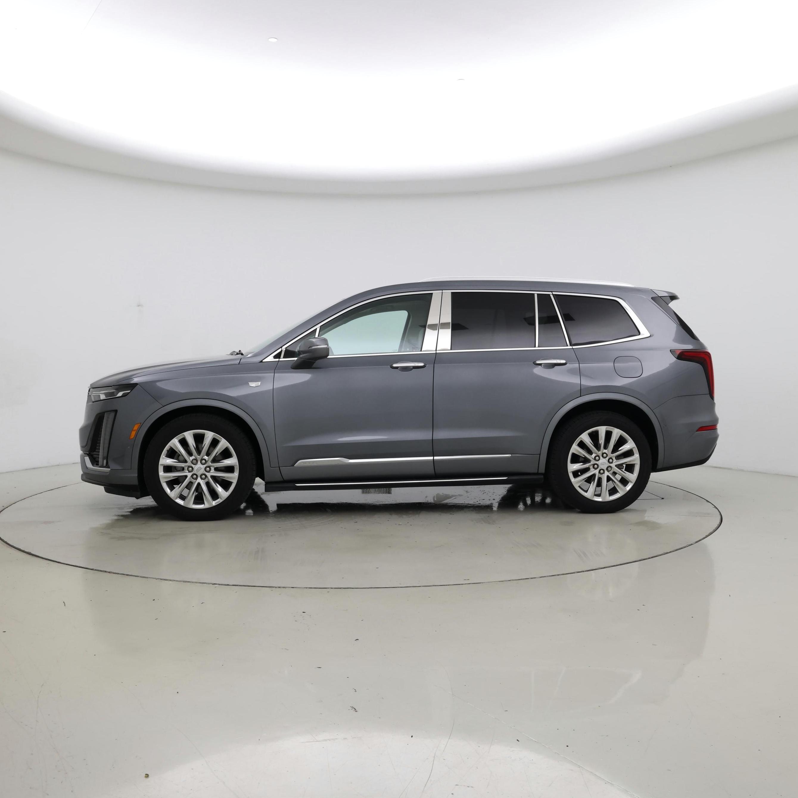 Thumbnail: 2020 Cadillac XT6 - 3