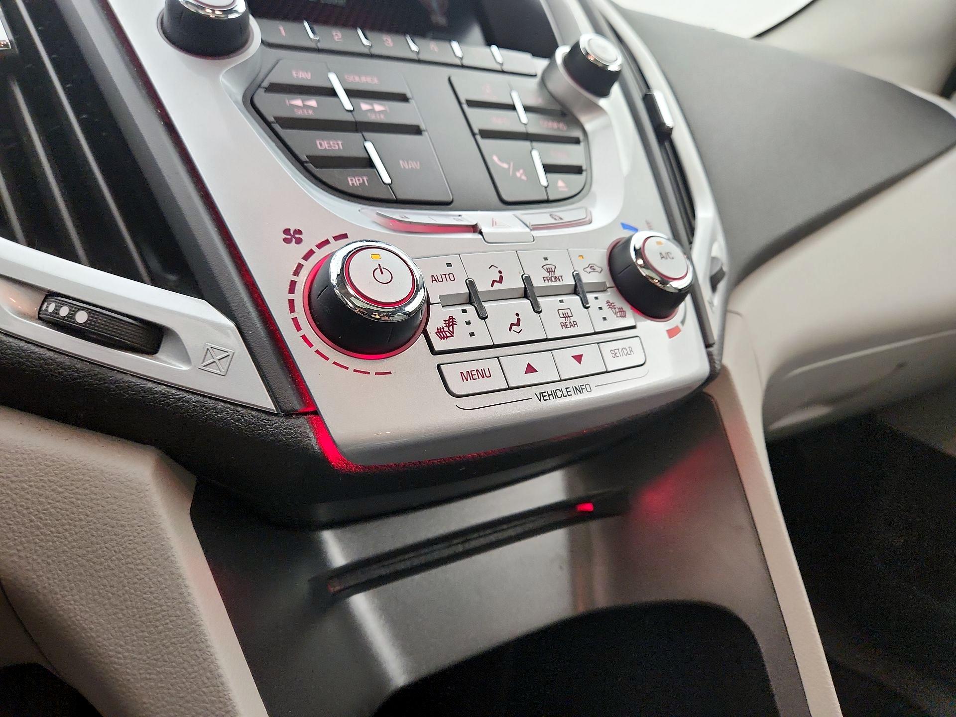 Thumbnail: 2015 GMC Terrain - 16