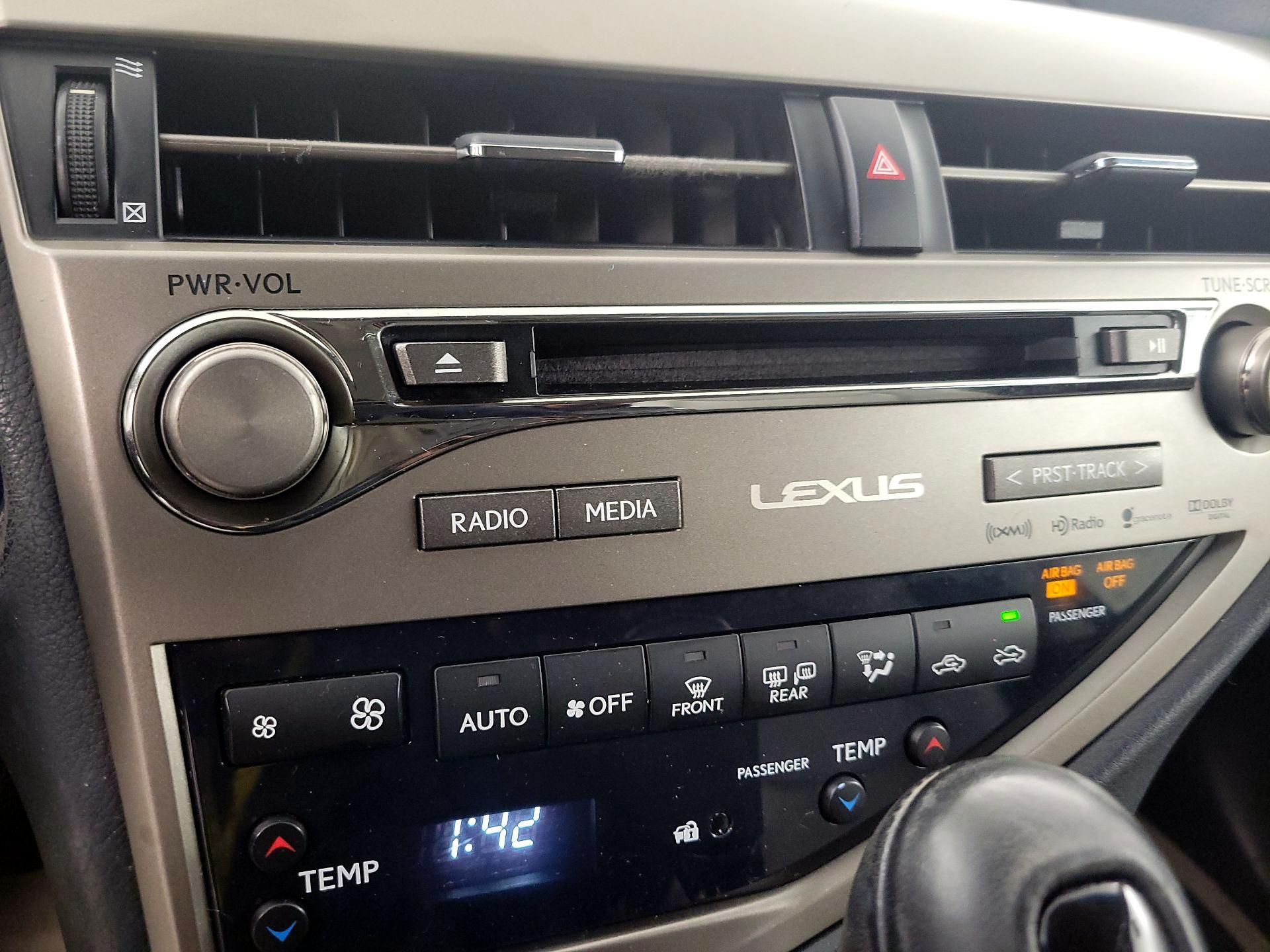 Thumbnail: 2015 Lexus RX - 17