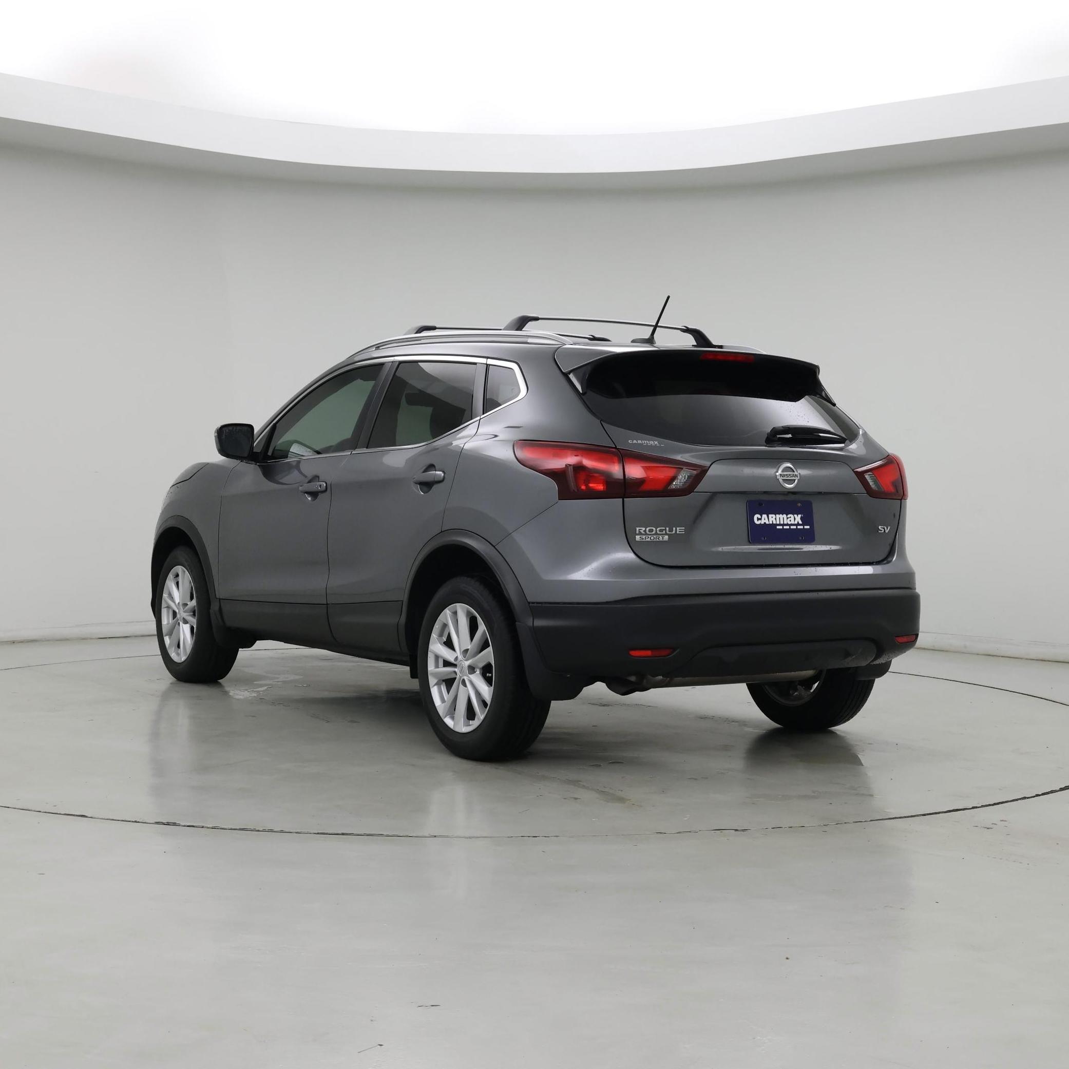 Thumbnail: 2017 Nissan Rogue Sport - 2