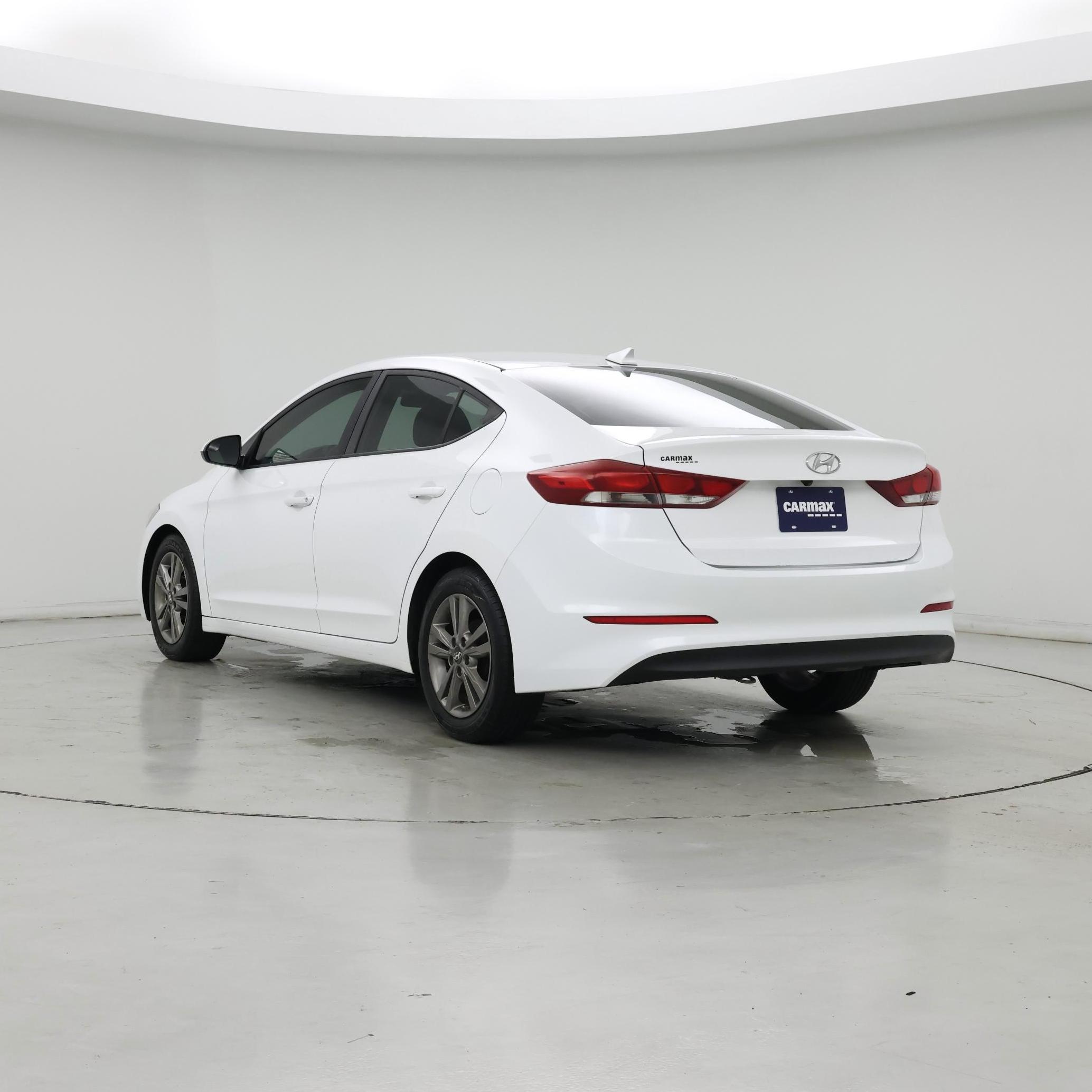 Thumbnail: 2017 Hyundai Elantra - 2