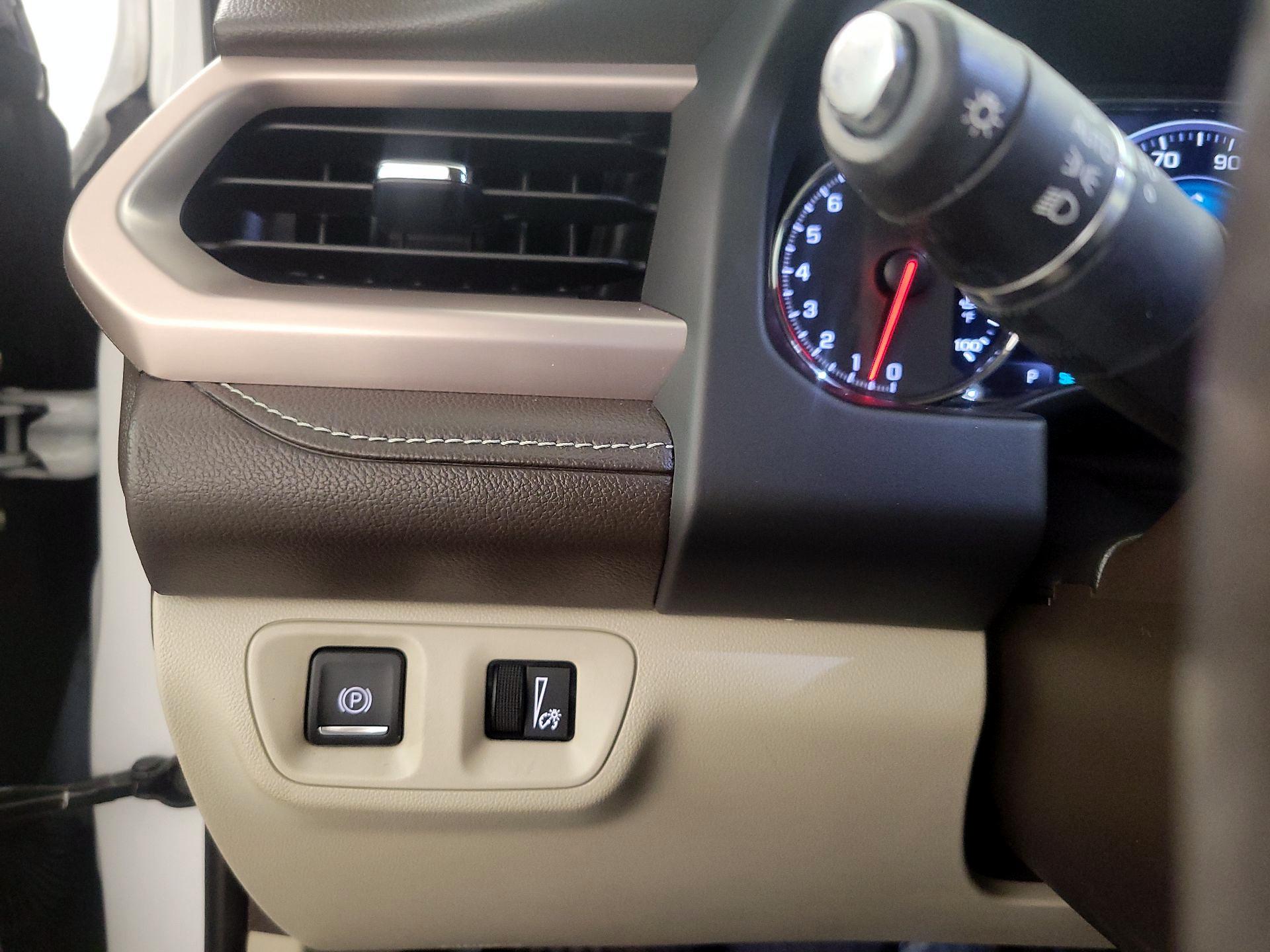 Thumbnail: 2017 GMC Acadia - 13