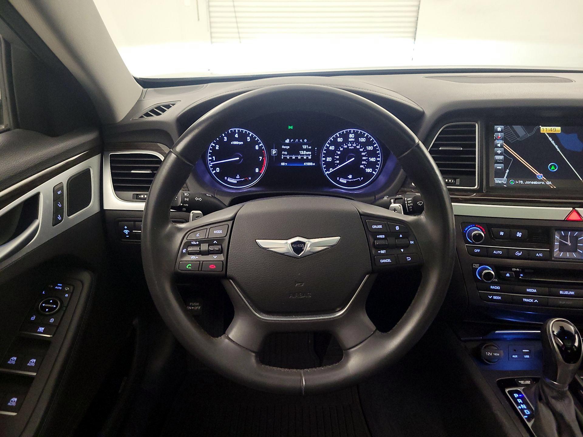 Thumbnail: 2015 Hyundai Genesis - 10