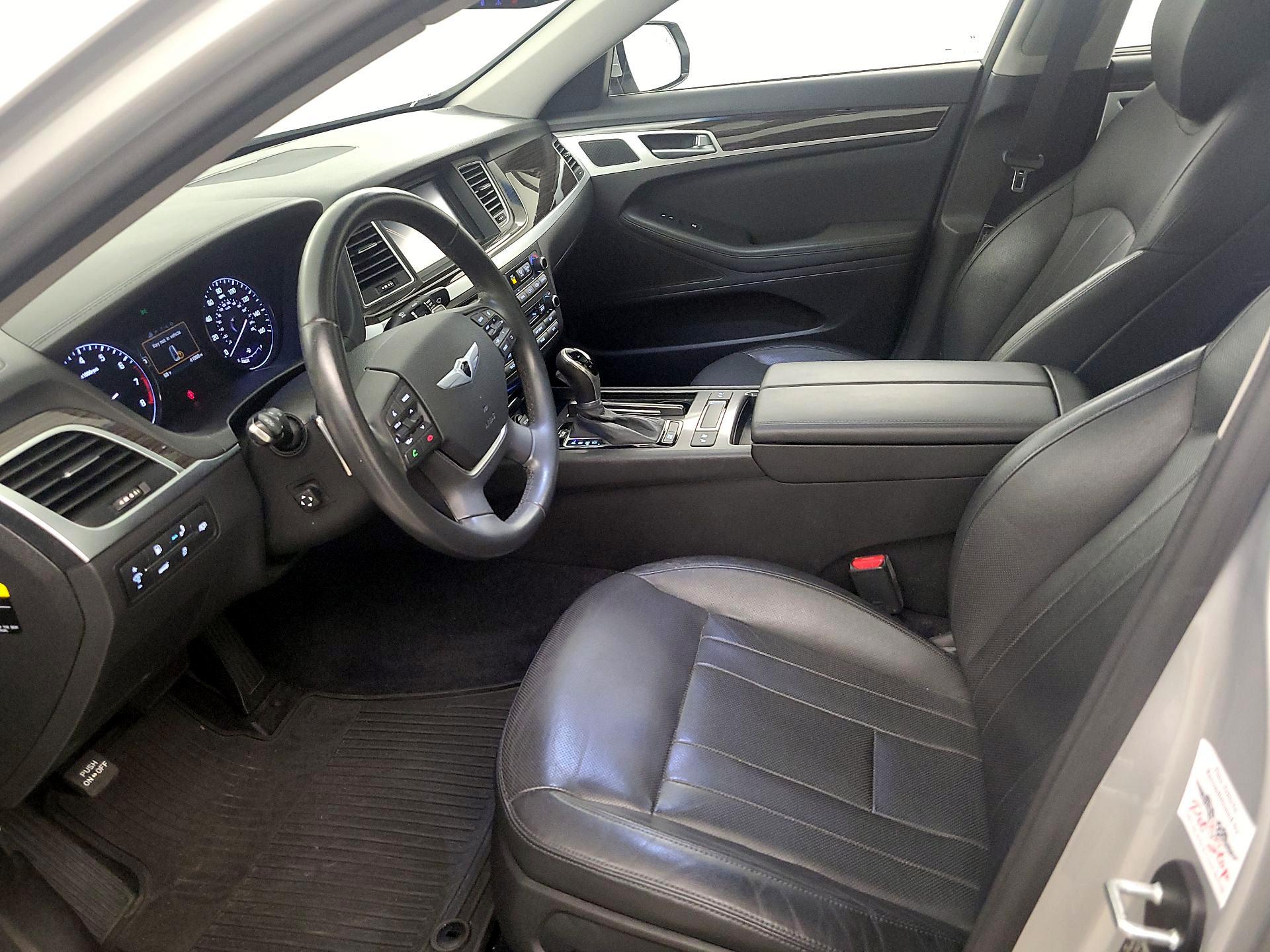 Thumbnail: 2015 Hyundai Genesis - 11